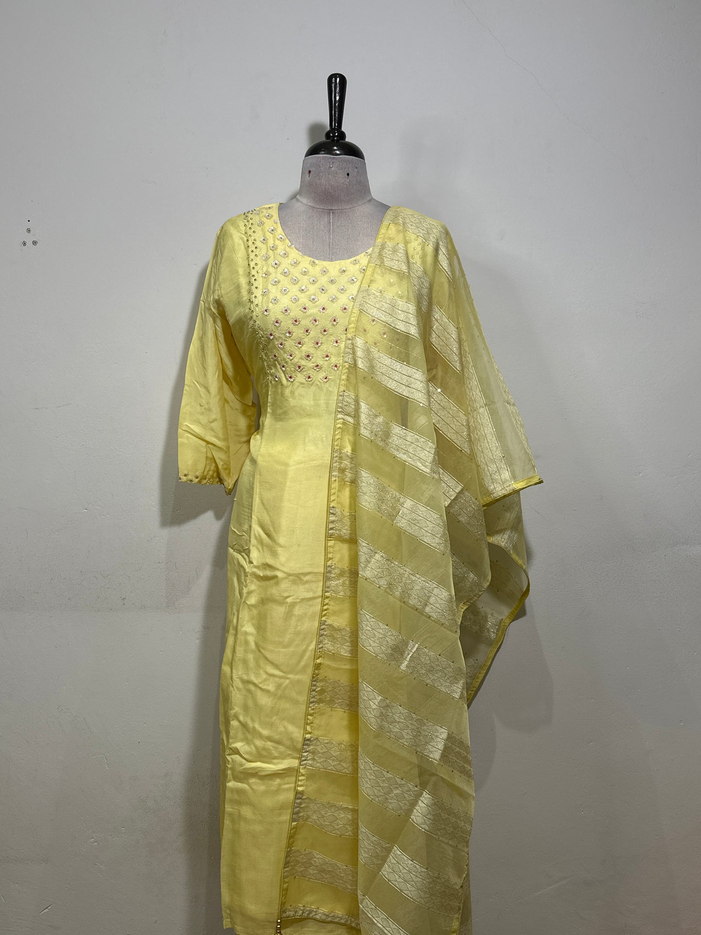 OFFER SALES TOP AND  BOTTOM  -  IHA 34372