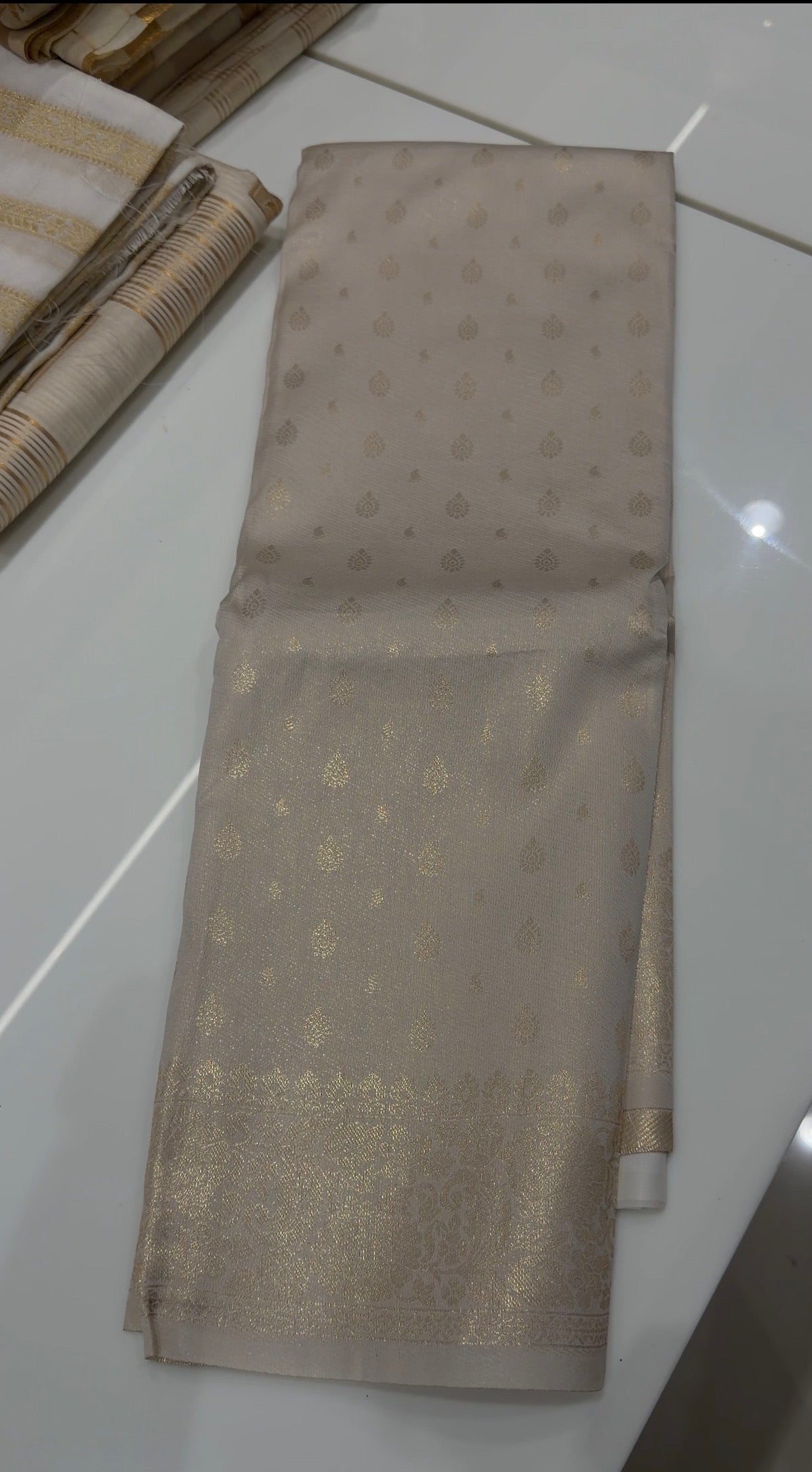 ONAM SAREES - IHA 34495