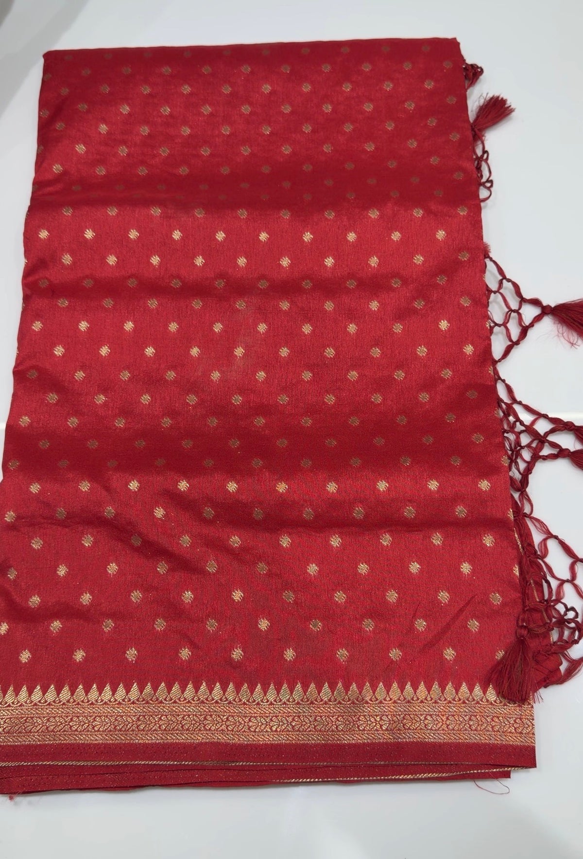 OFFER SALES SAREES - IHA 35387