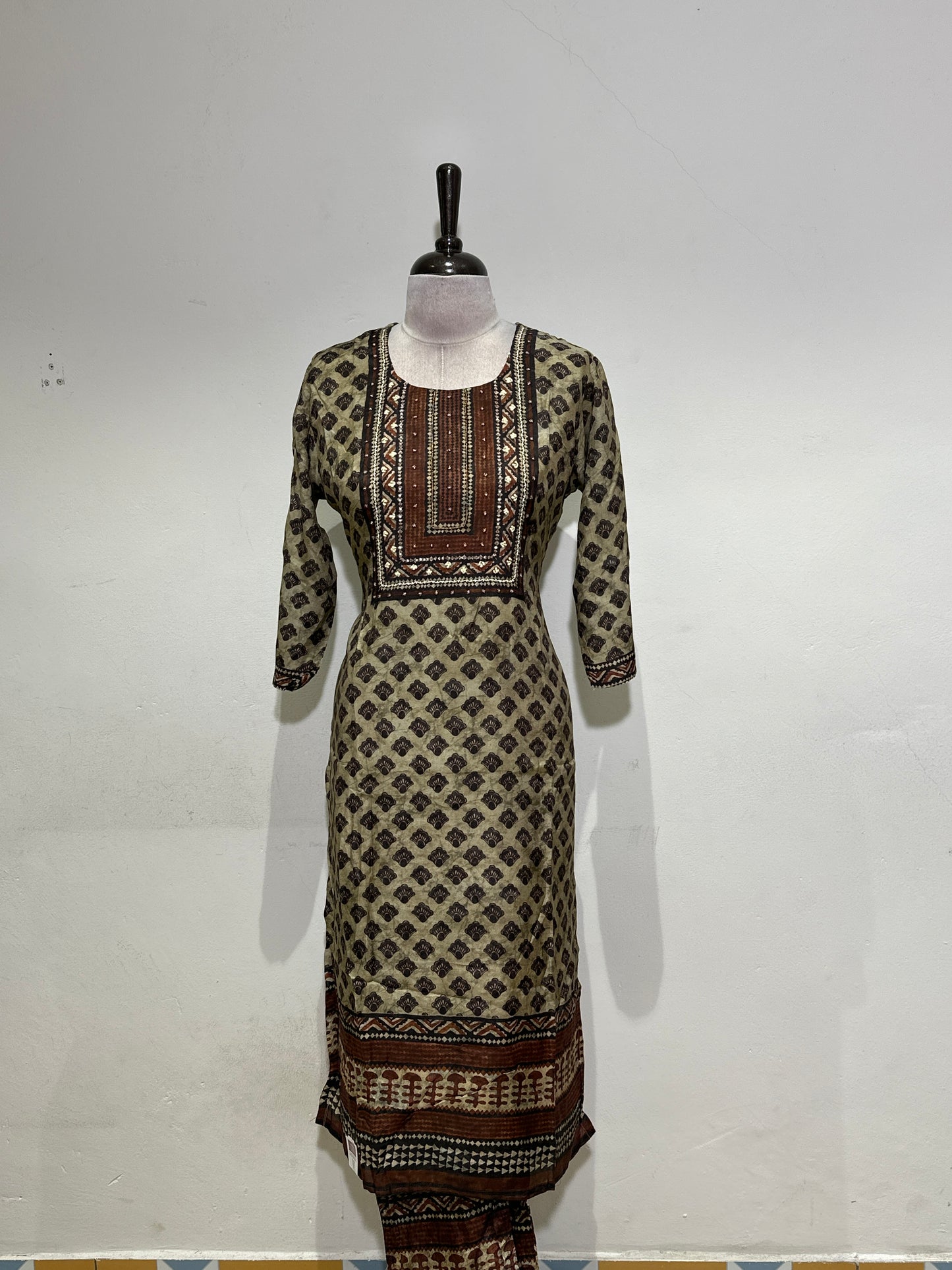 OFFER SALES TOP AND  BOTTOM  -  IHA 34290