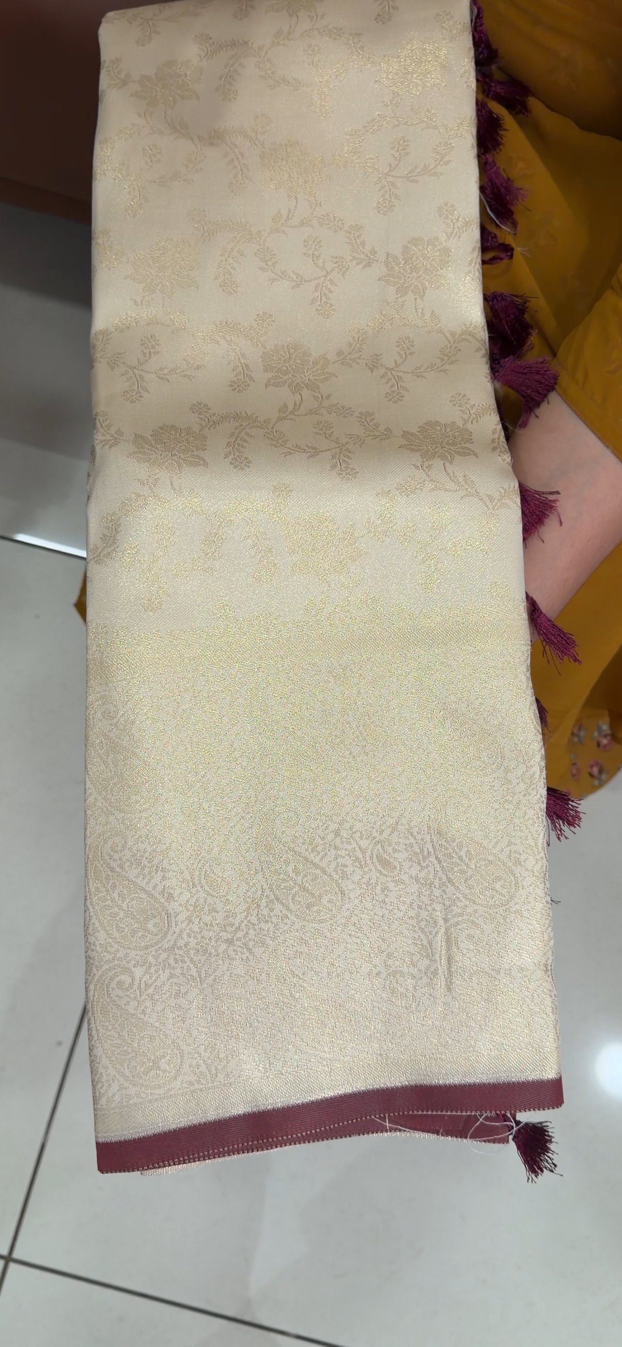 SEMI KANCHIPURAM SAREES - IHA 34422