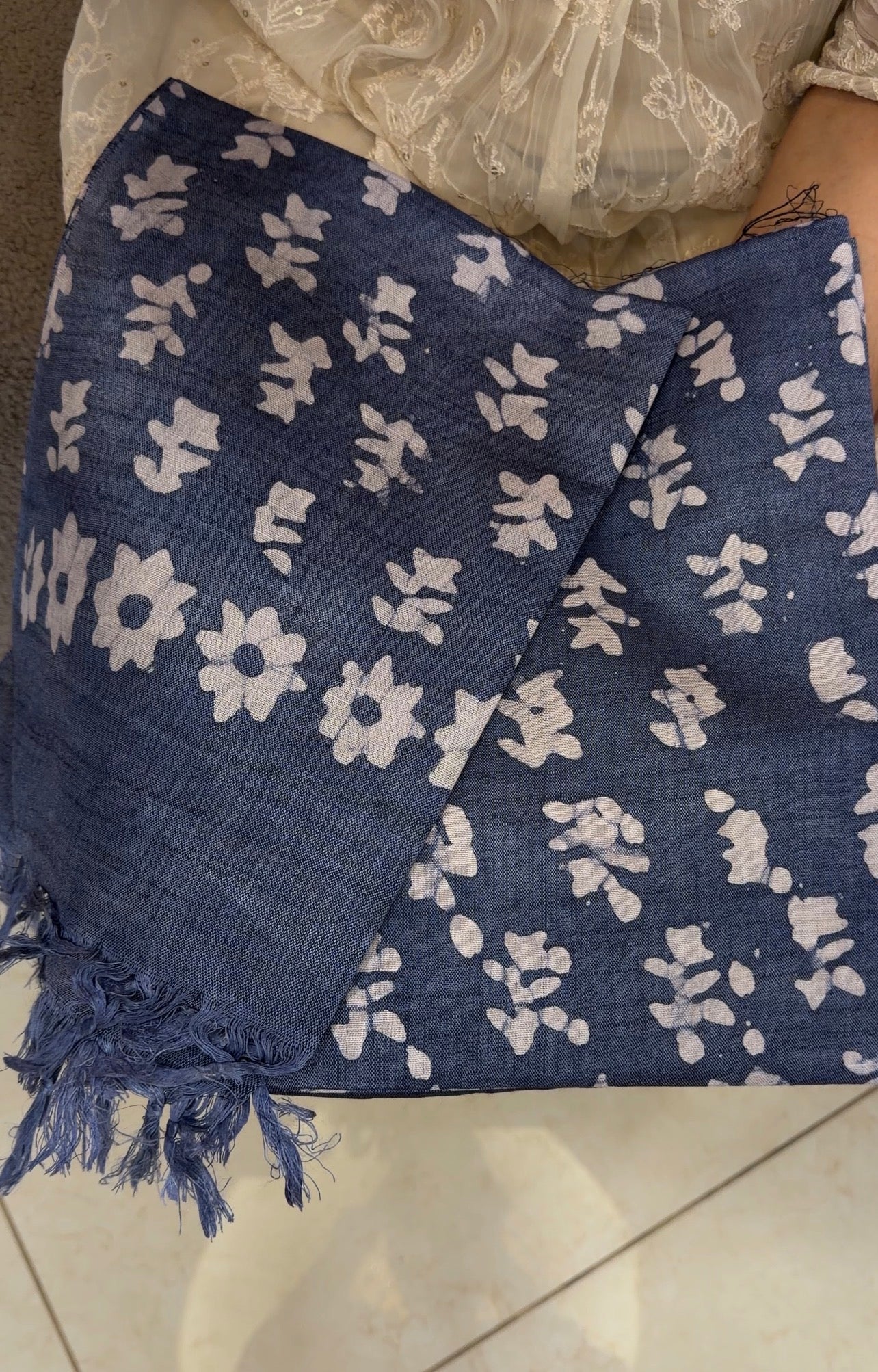 BATIK PRINTED UNSTITCHED SALWAR SUITS - IHA 33145