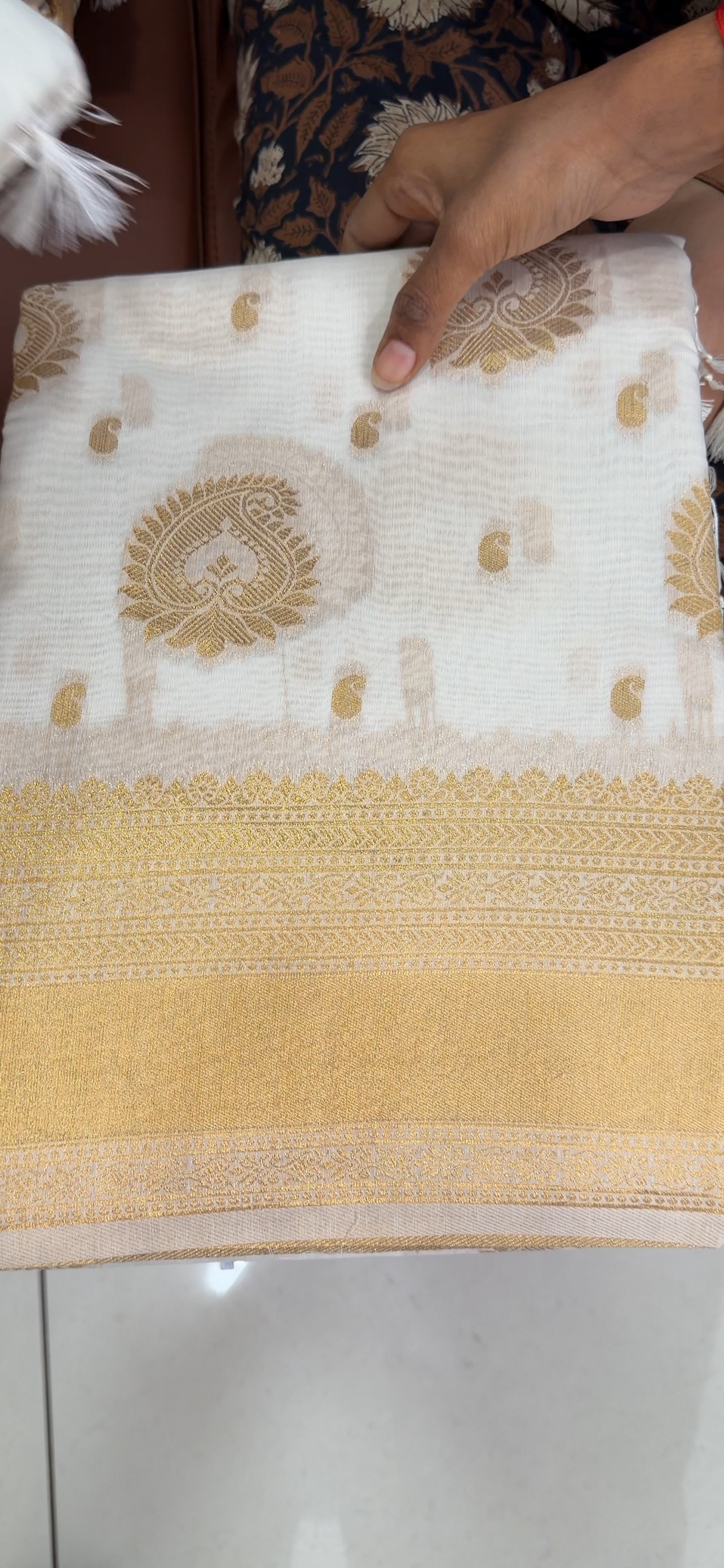 MUL CHANDERI SAREES - IHA 34096