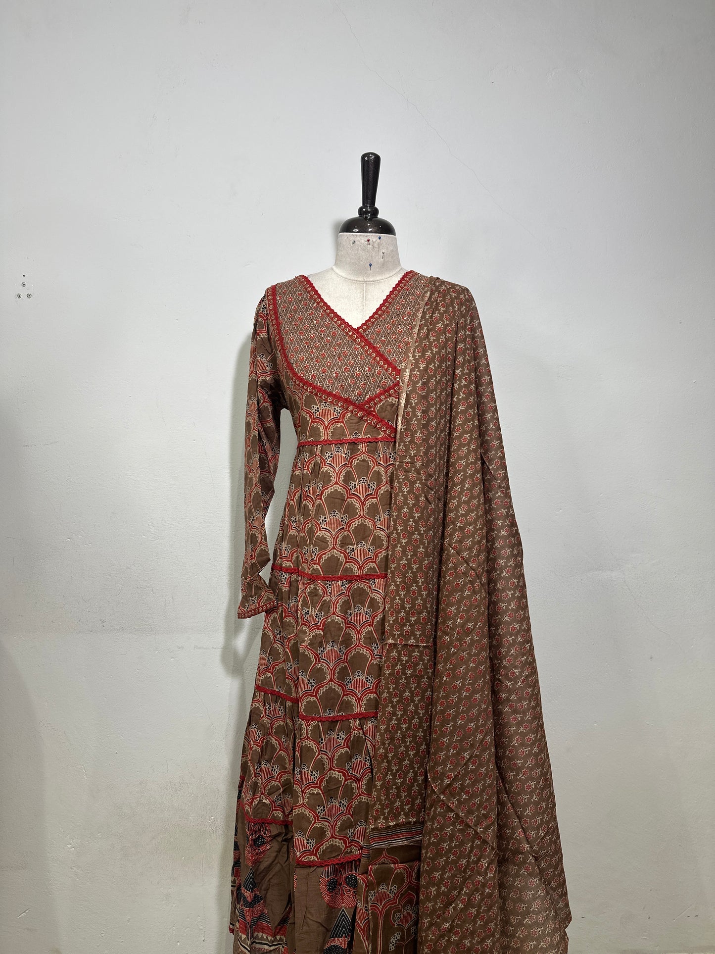 OFFER SALES TOP AND  BOTTOM  -  IHA 34355