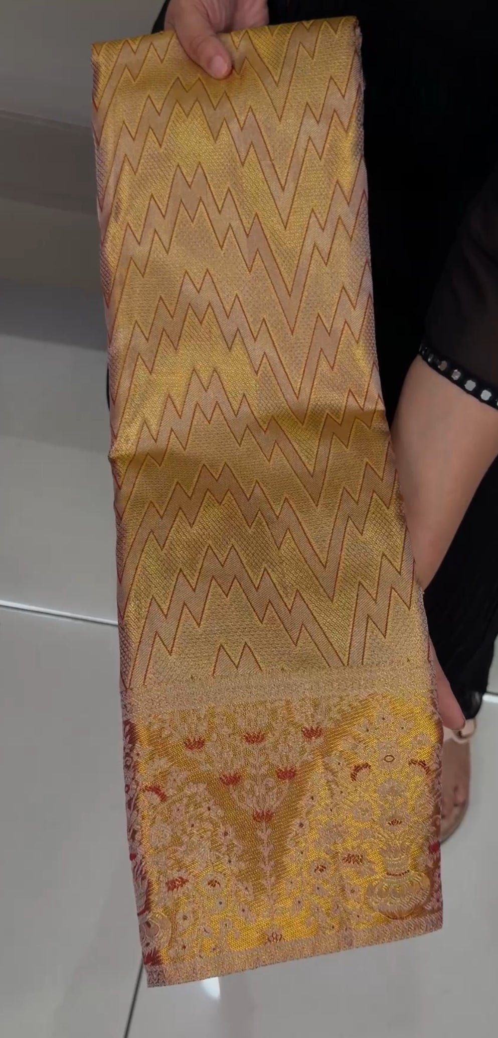 TISSUE KANCHIPURAM SILK SAREES - IHA 29253