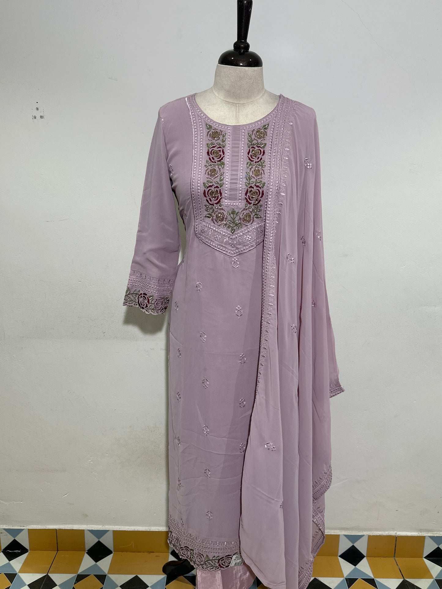 OFFER SALES TOP AND BOTTOM  -  IHA 34262