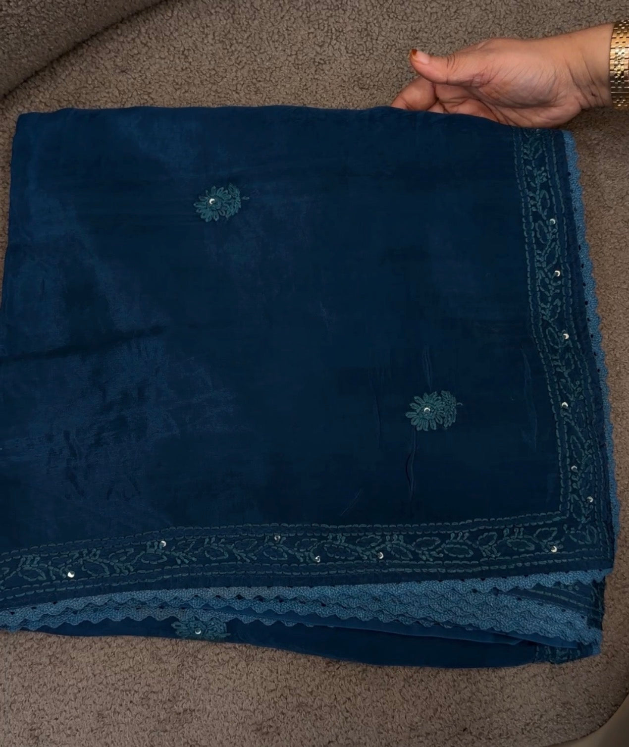 LUCKNOWI CHIKANKARI SAREES - IHA 33000