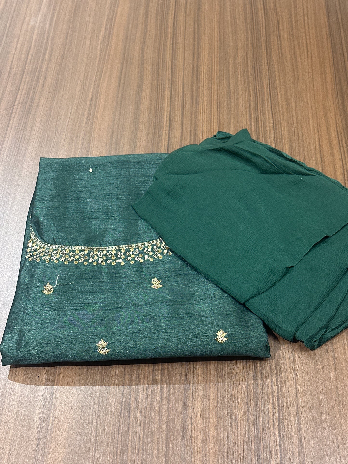 OFFER SALES UNSTITCHED SALWAR SUITS -  IHA 33751