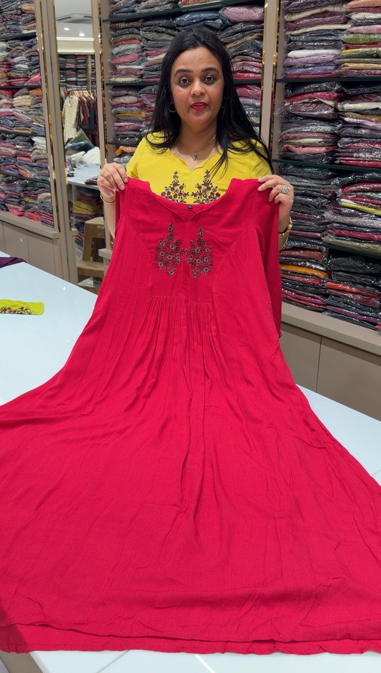 CRUSHED RYON GOWN - IHA 34805