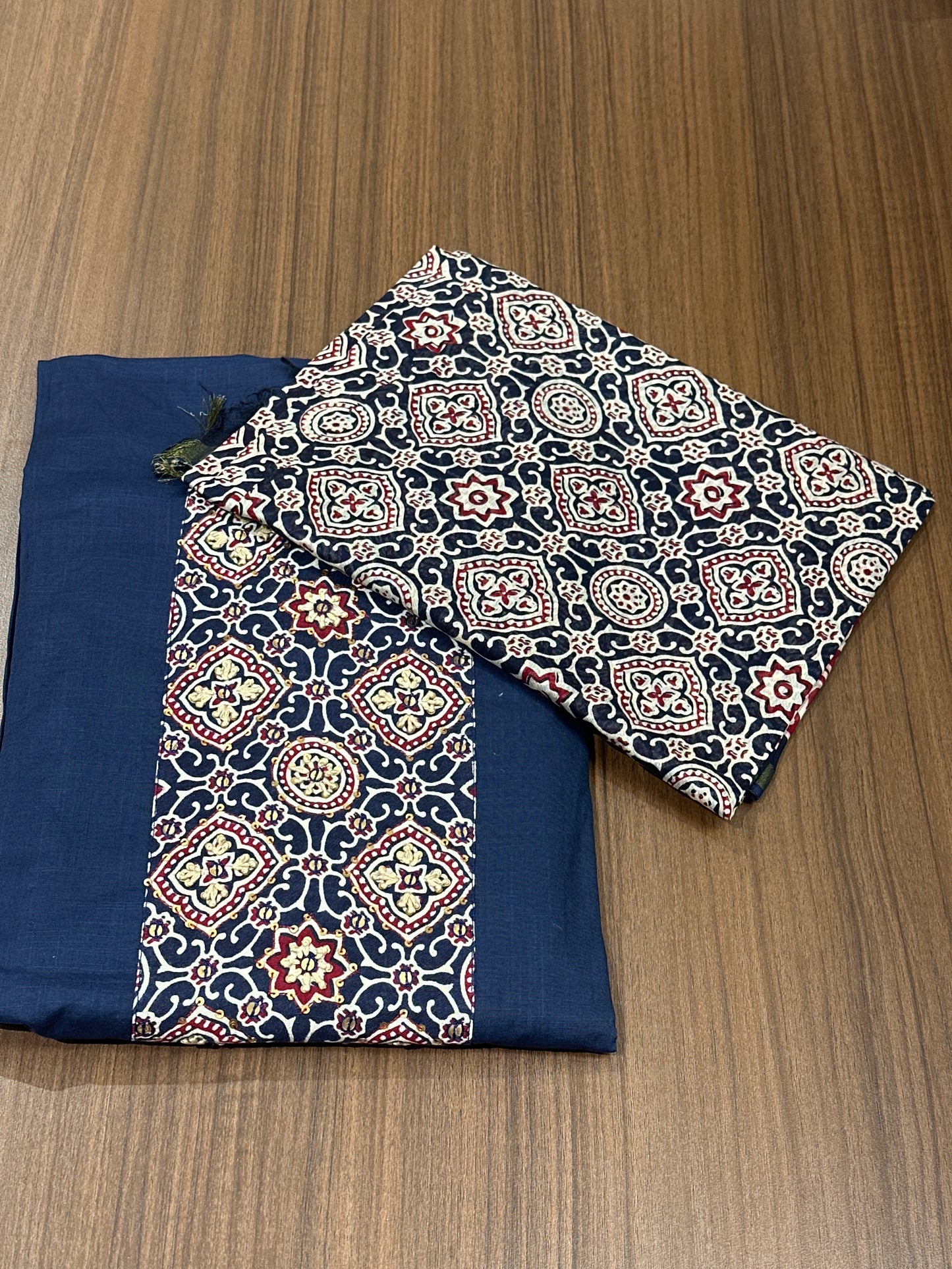OFFER SALES UNSTITCHED SALWAR SUITS -  IHA 33781