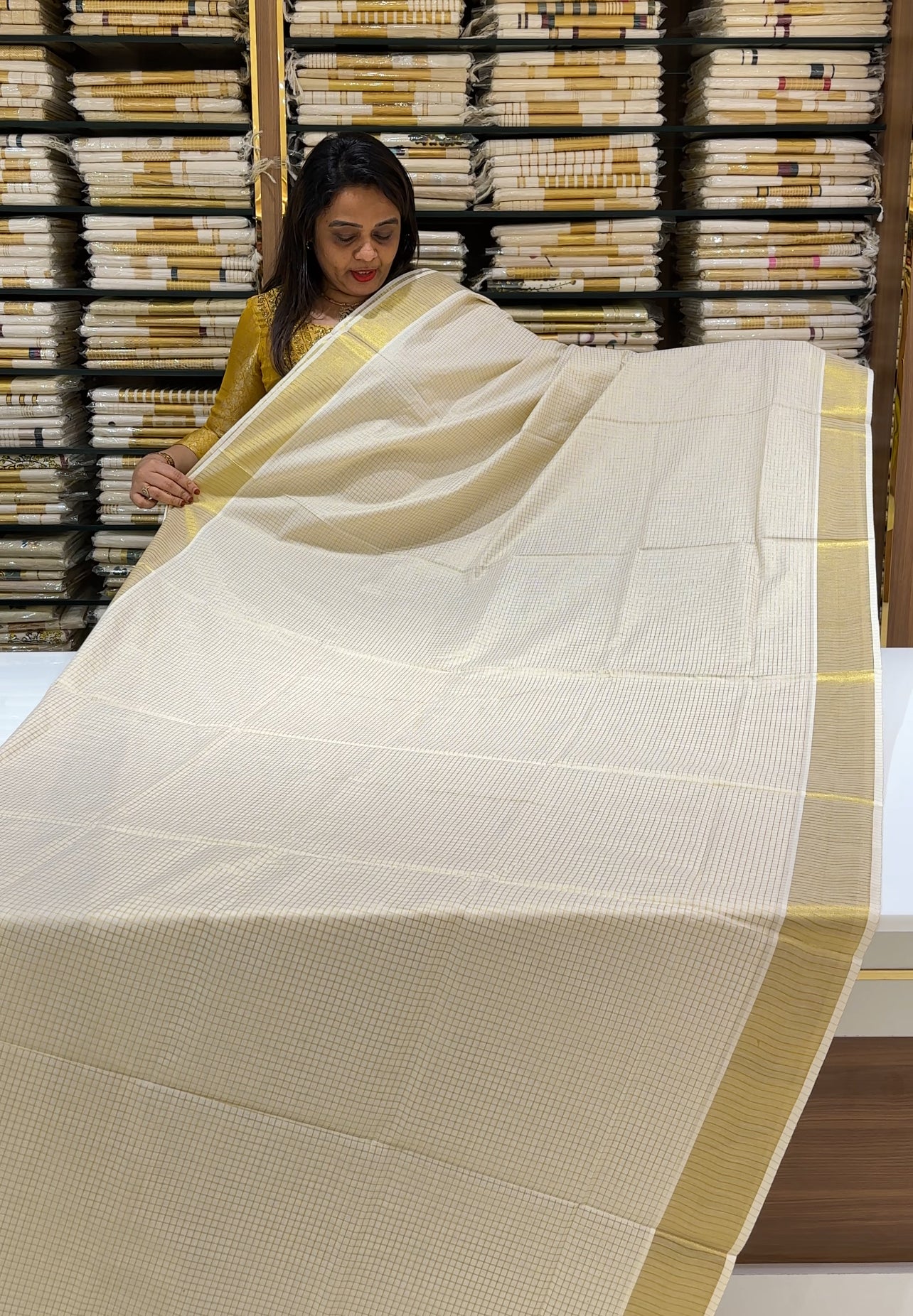 KERALA CREAM ONAM SAREES - IHA 24257