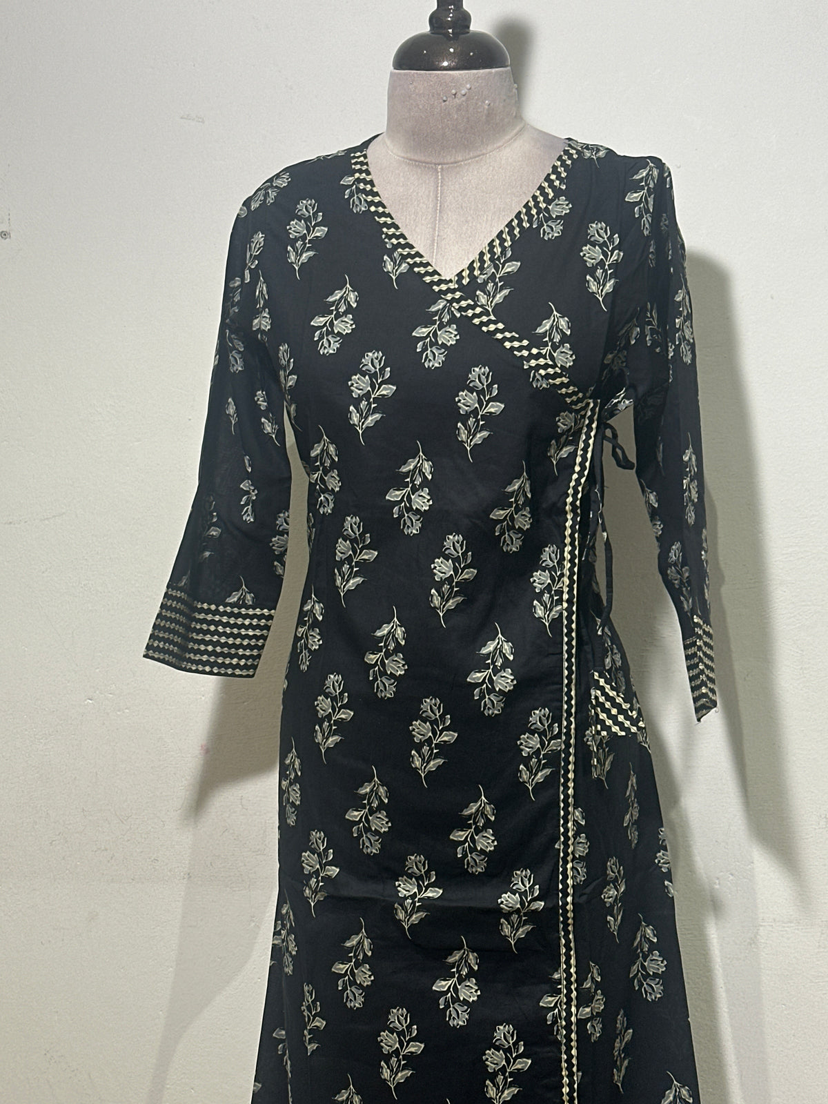 OFFER SALES TOP AND  BOTTOM  -  IHA 35694