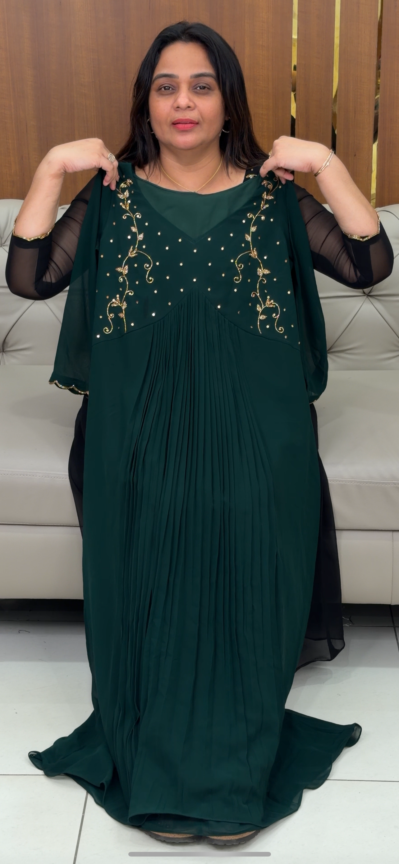 IHA'S IN-HOUSE ALIYA CUT TOPS - IHA 29045