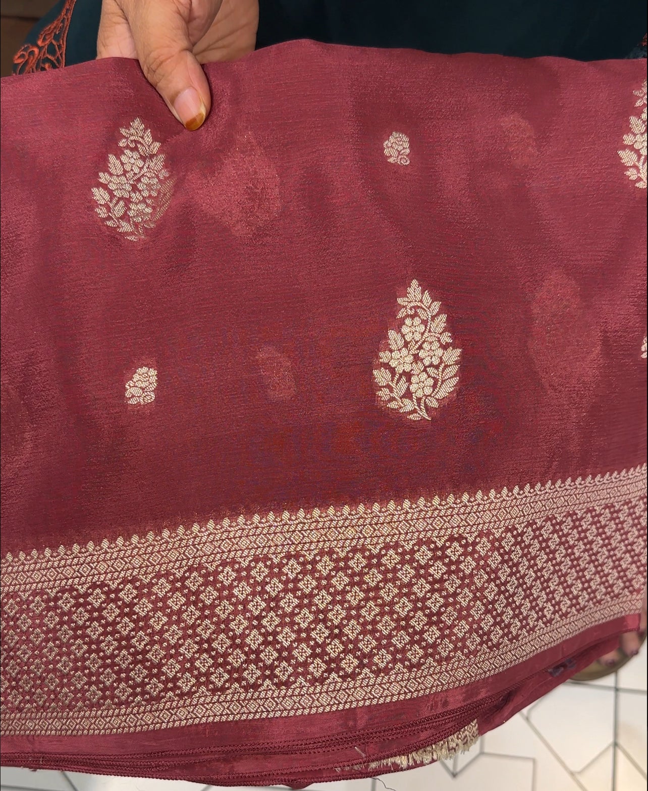 PLATINUM CHIFFON SAREES - IHA 26406