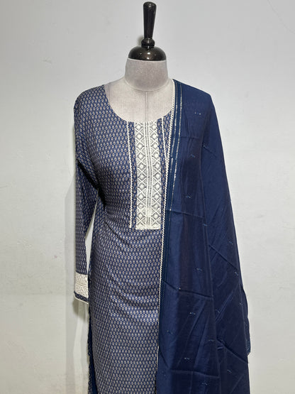 OFFER SALES READY TO WEAR SETS  -  IHA 35622