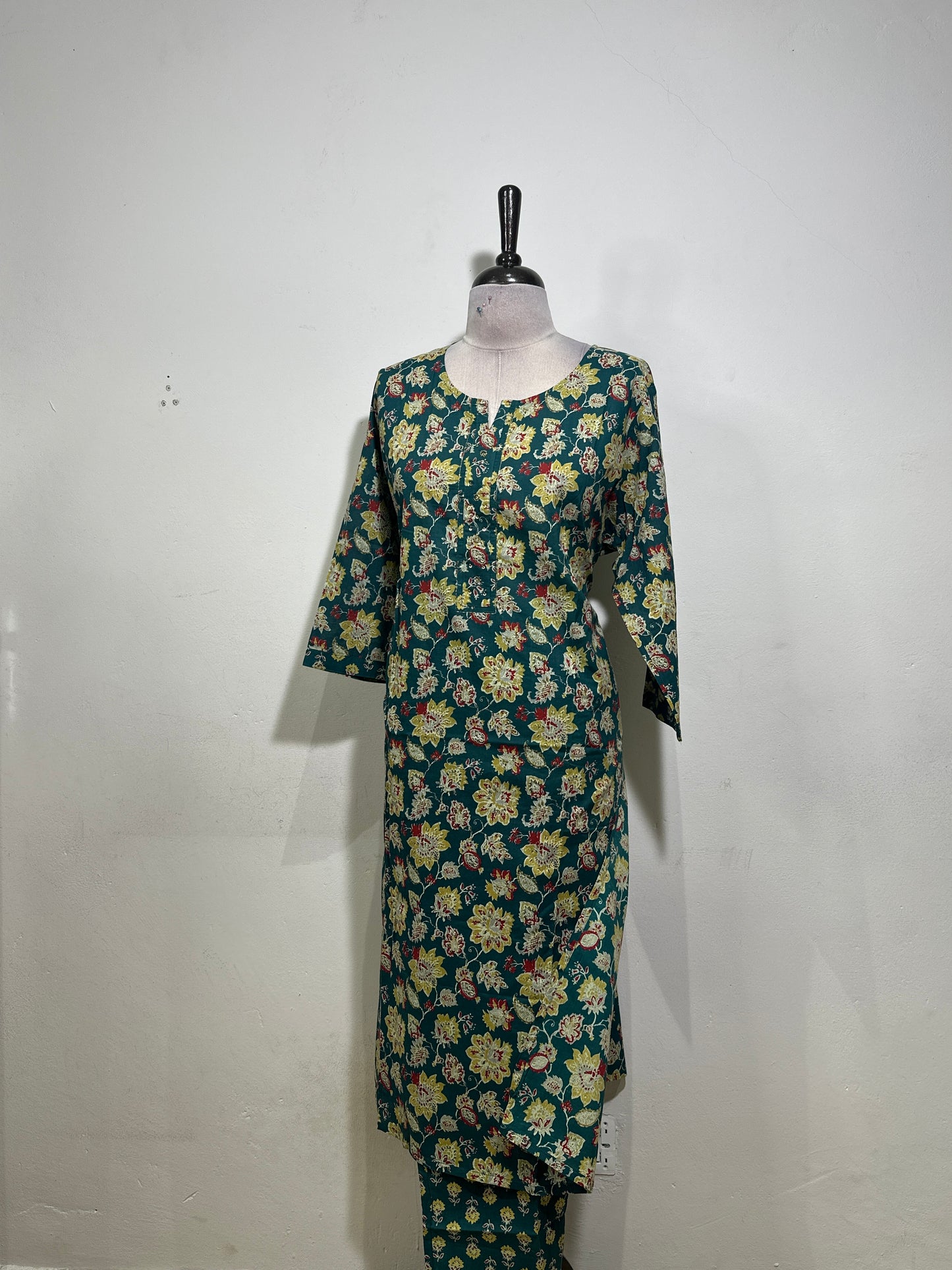 OFFER SALES TOP AND  BOTTOM  -  IHA 34385