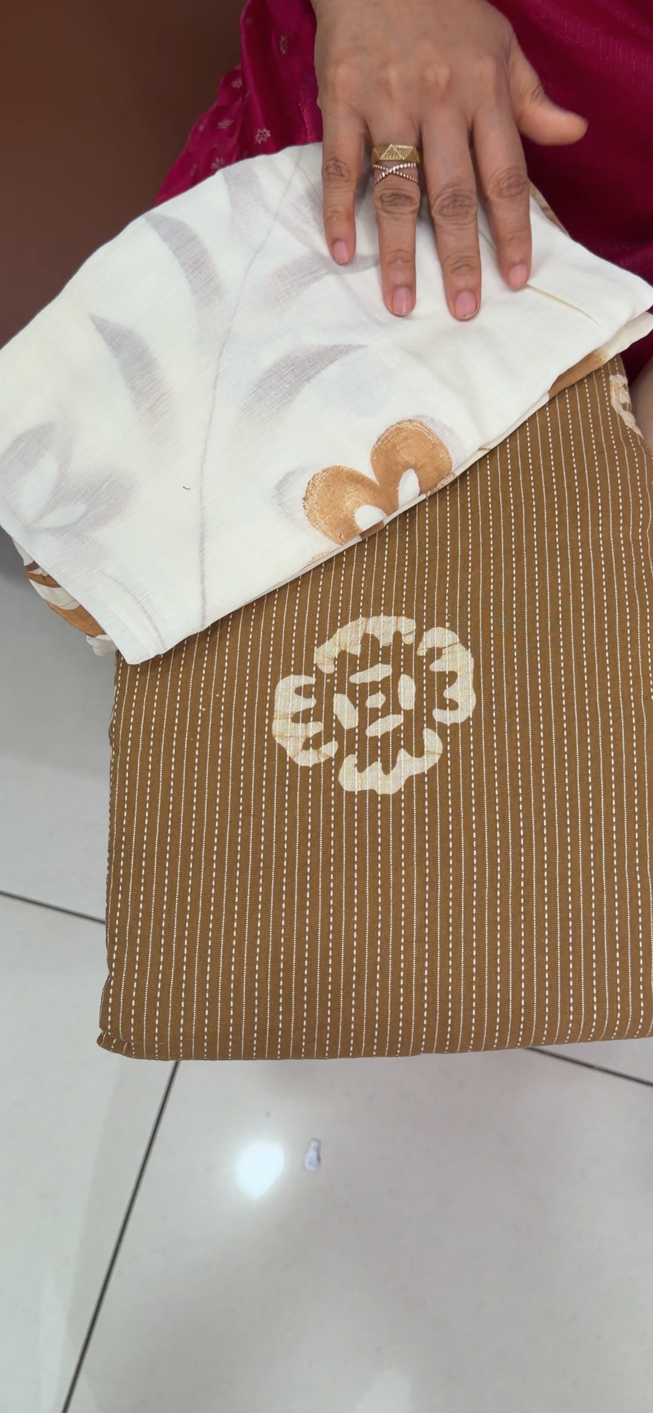 COTTON UNSTITCHED SALWR SUITS - IHA 34044