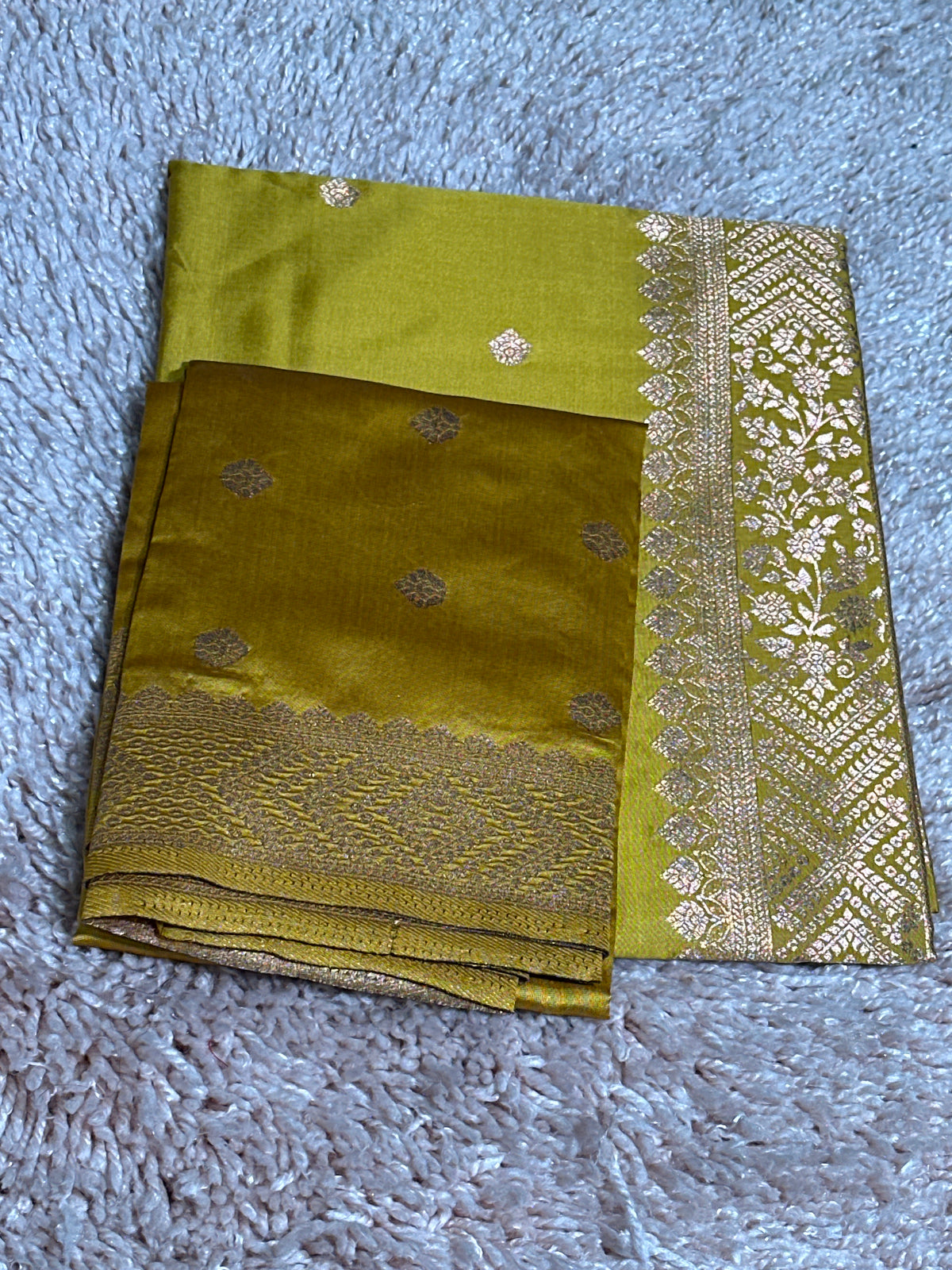 OFFER SALES UNSTITCHED SALWAR SUITS -  IHA 35958