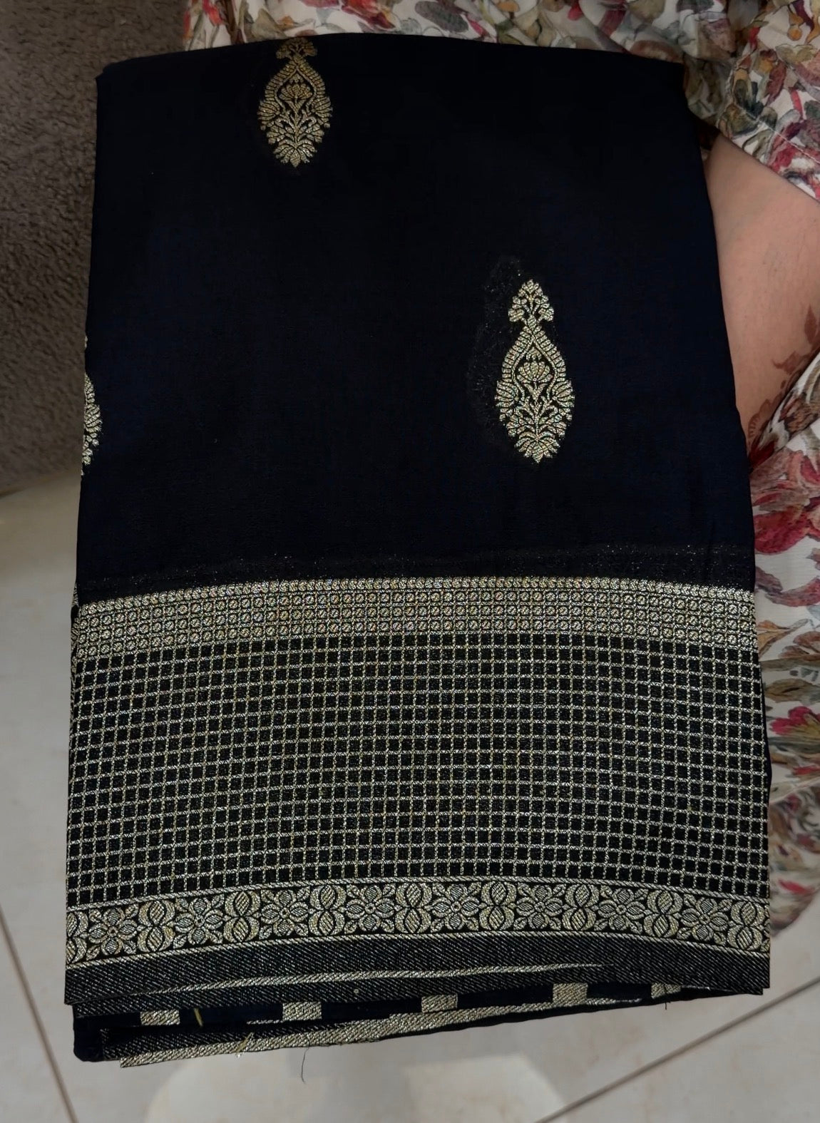 SEMI BANARASI SAREES - IHA 33137