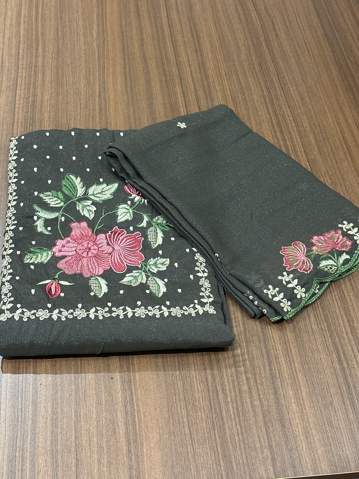 OFFER SALES UNSTITCHED SALWAR SUITS -  IHA 33853