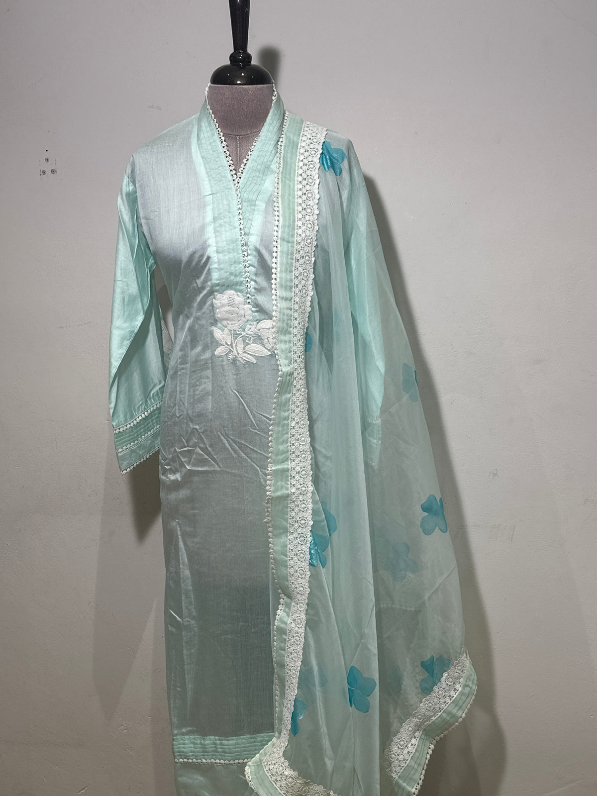 OFFER SALES TOP AND  BOTTOM  -  IHA 35975
