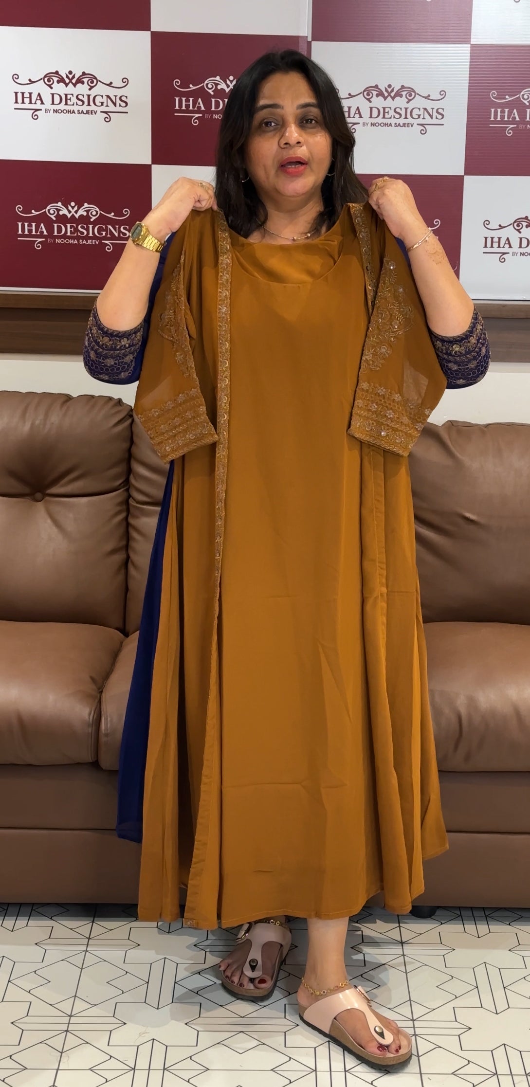 IHA'S IN- HOUSE ALINE TOP AND JACKET- IHA 27651