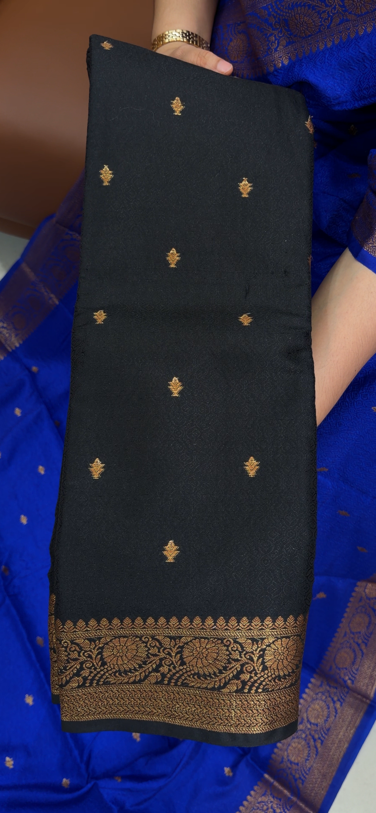 BANARASI SAREES - IHA 33882