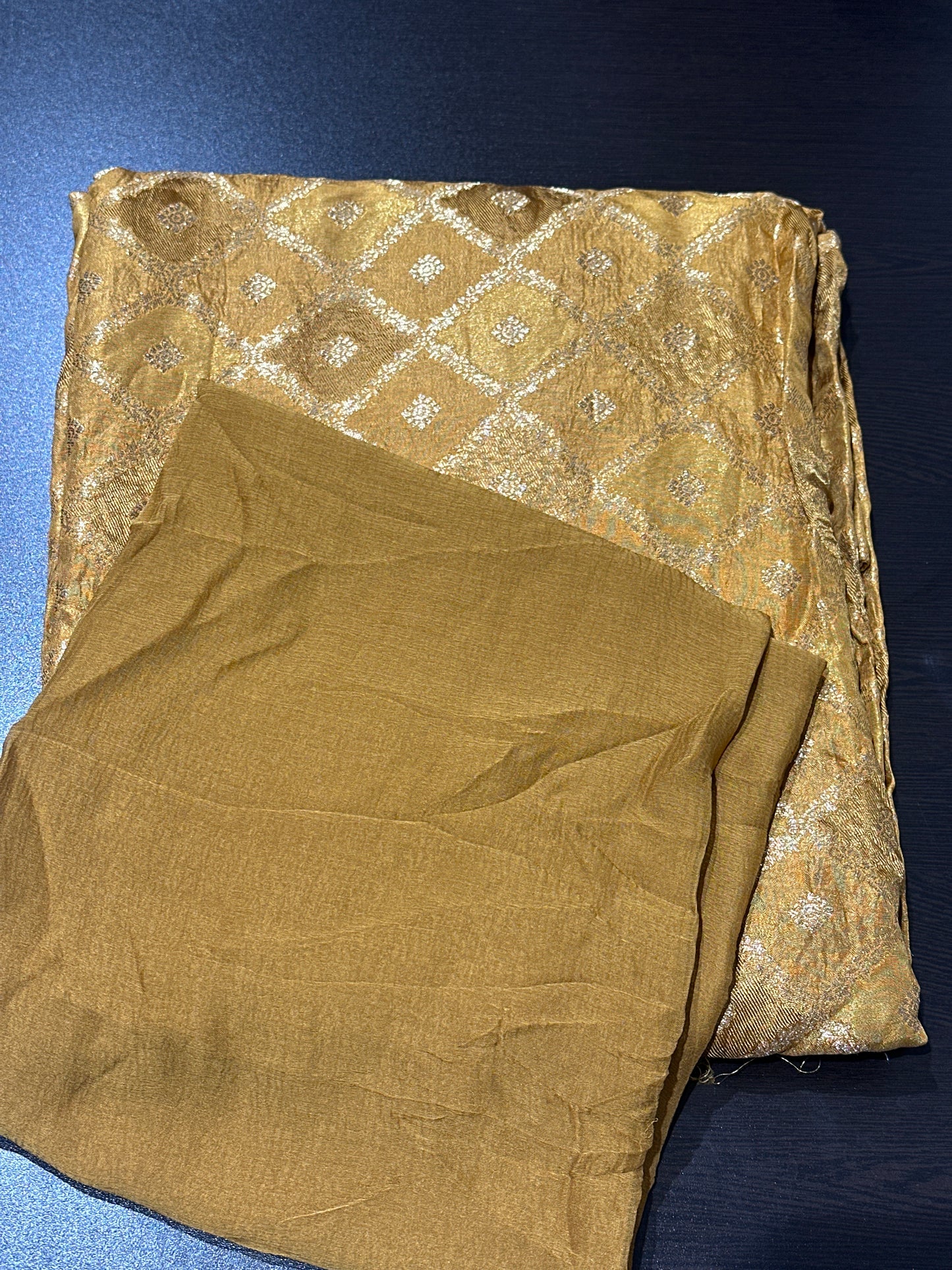 OFFER SALES UNSTITCHED SALWAR SUITS -  IHA 34093