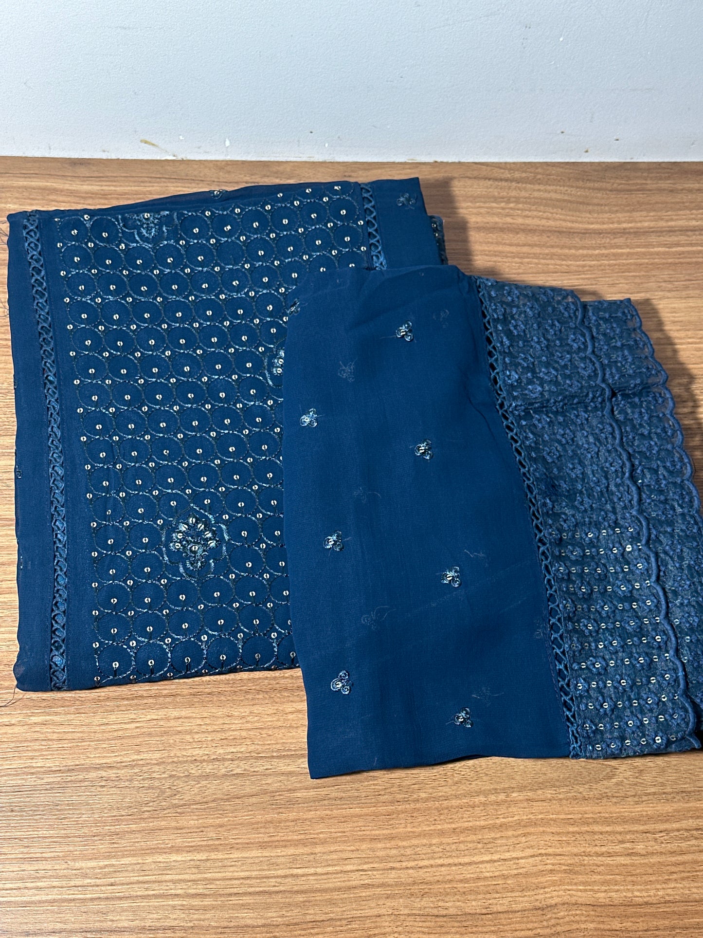 OFFER SALES UNSTITCHED SALWAR SUITS -  IHA 33637
