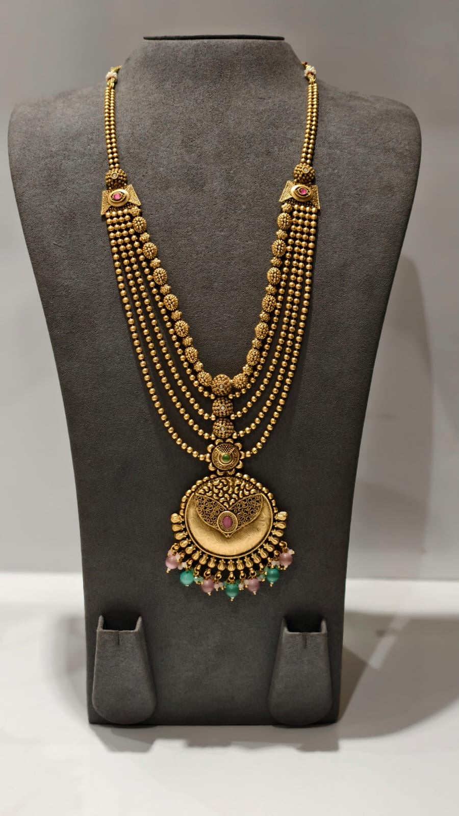DESIGNER NECKLACE SETS - IHA 35831
