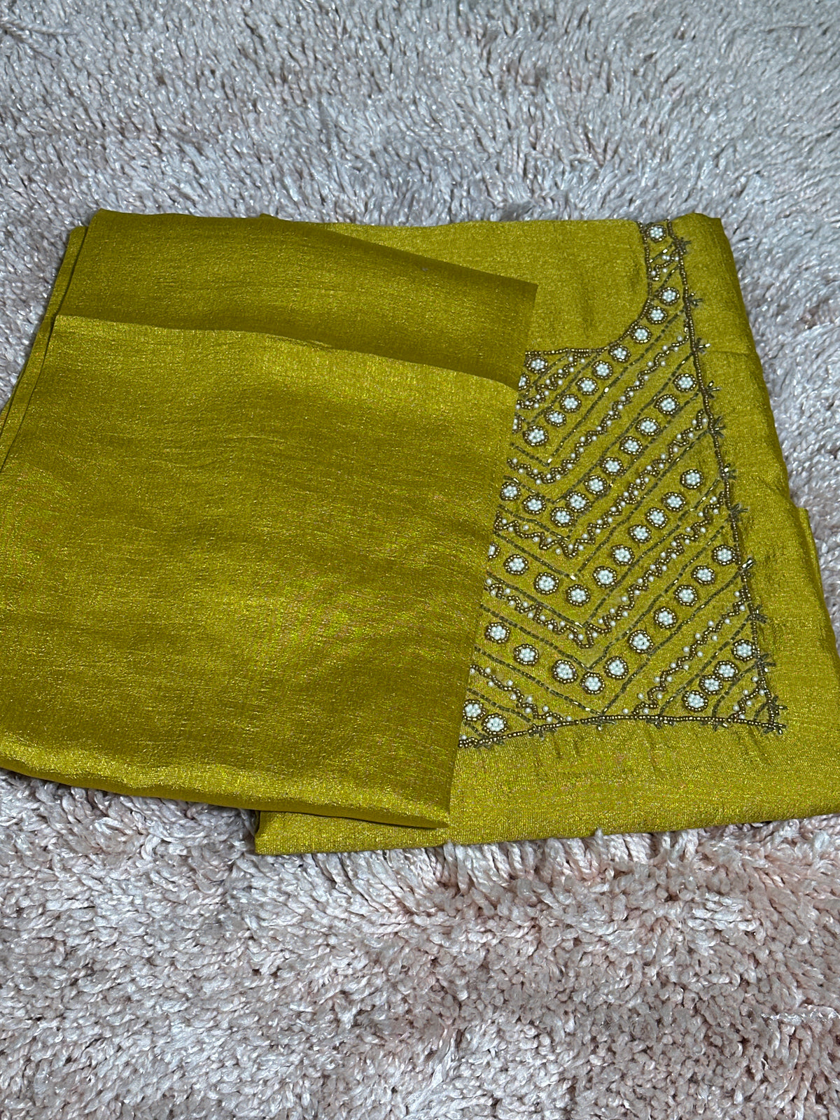 OFFER SALES UNSTITCHED SALWAR SUITS -  IHA 36053