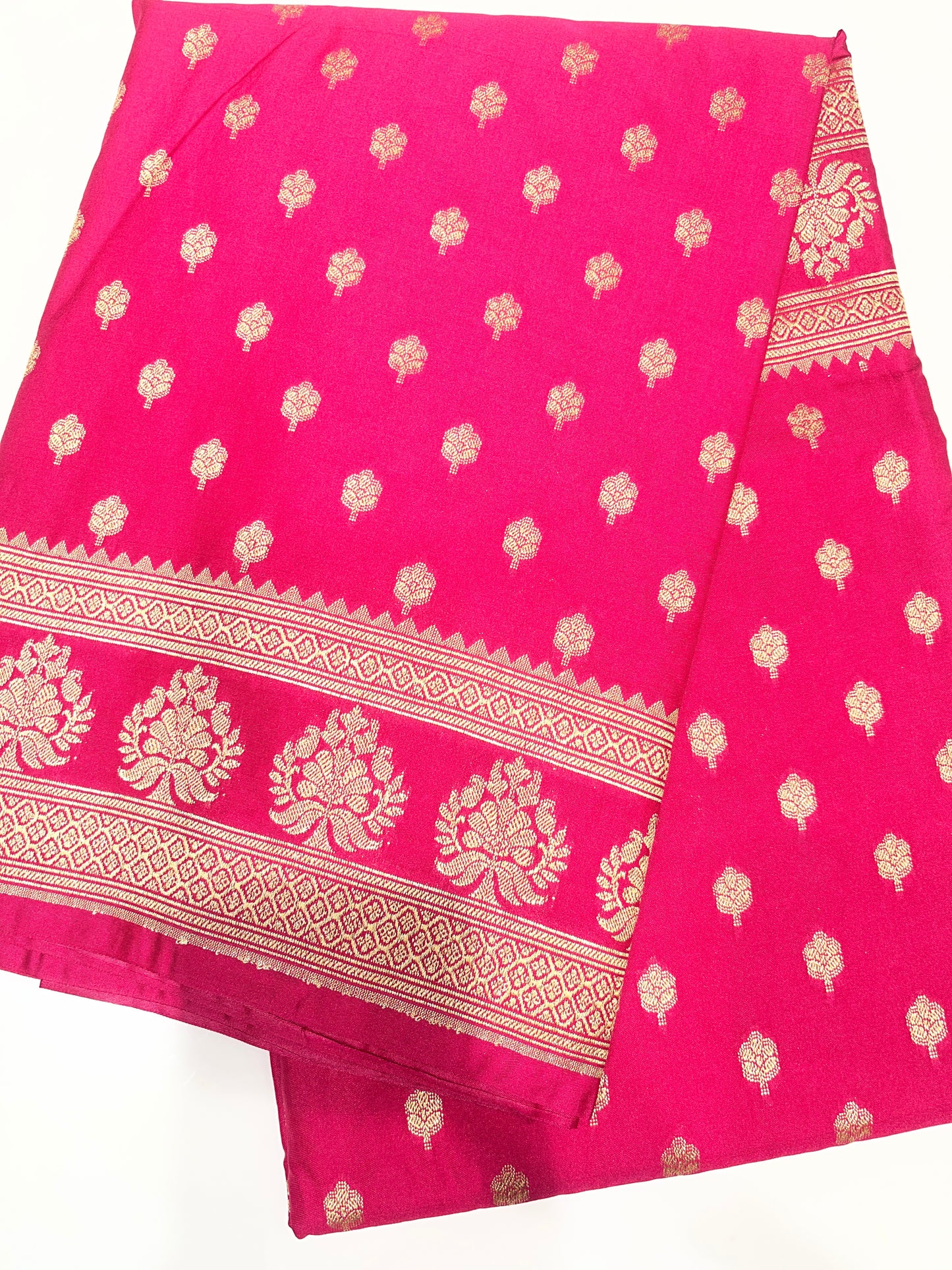 OFFER SALES SAREES -  IHA 34228