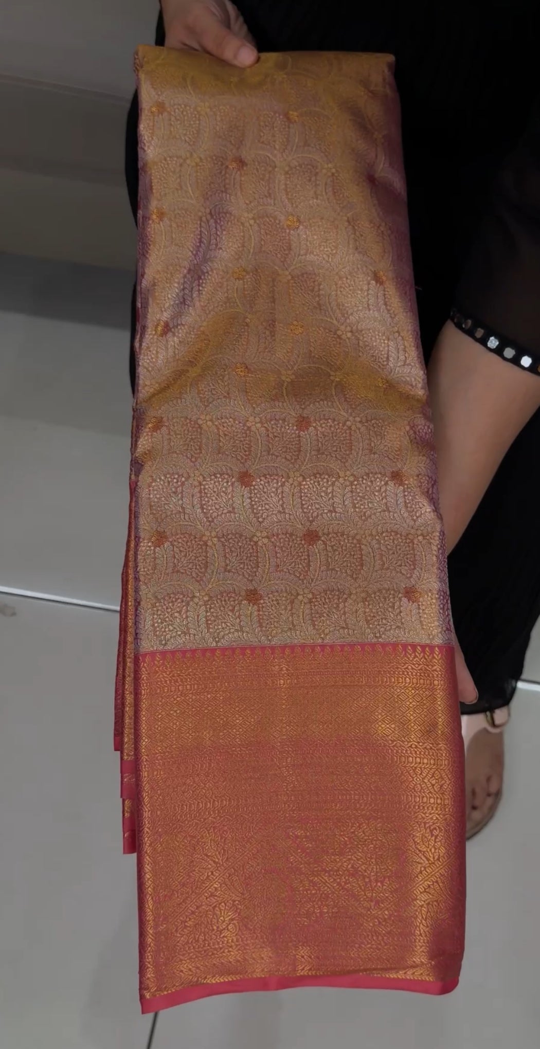 TISSUE KANCHIPURAM SILK SAREES - IHA 29253