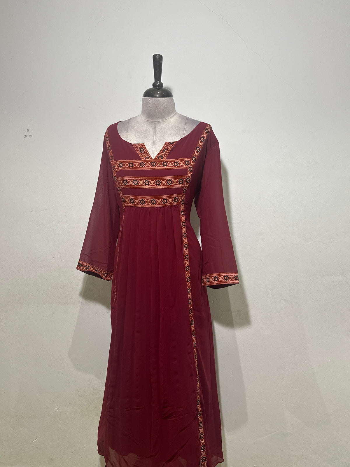 OFFER SALES TOP'S -  IHA 35712