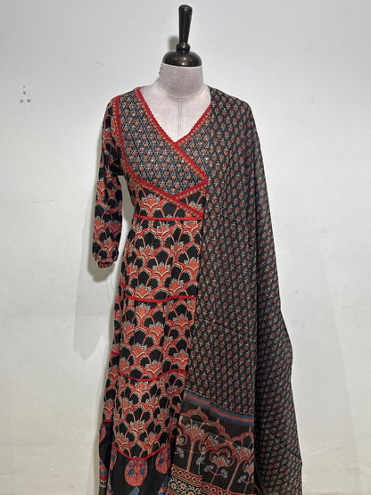 OFFER SALES TOP AND  BOTTOM  -  IHA 35833
