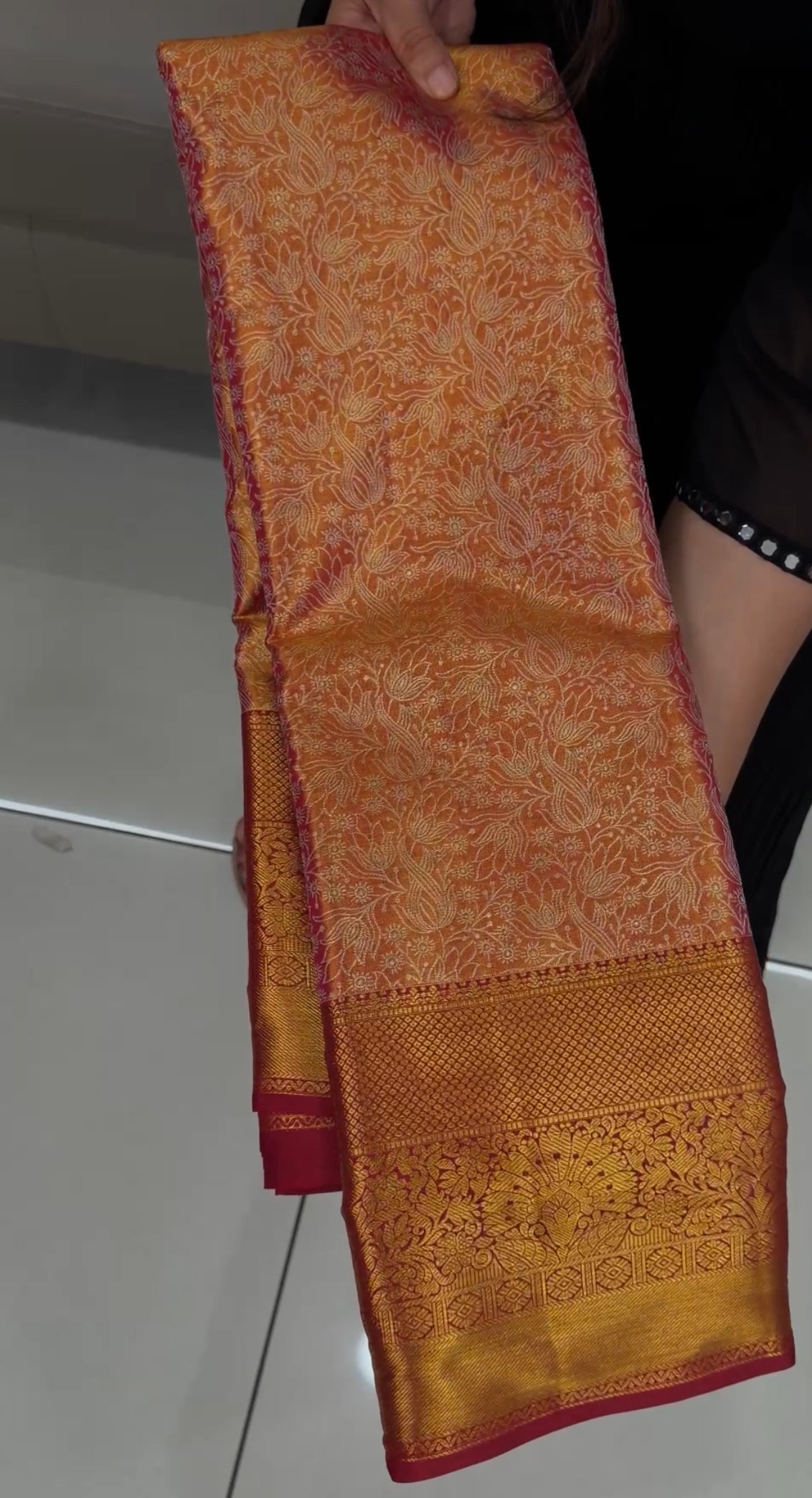 TISSUE KANCHIPURAM SILK SAREES - IHA 29253
