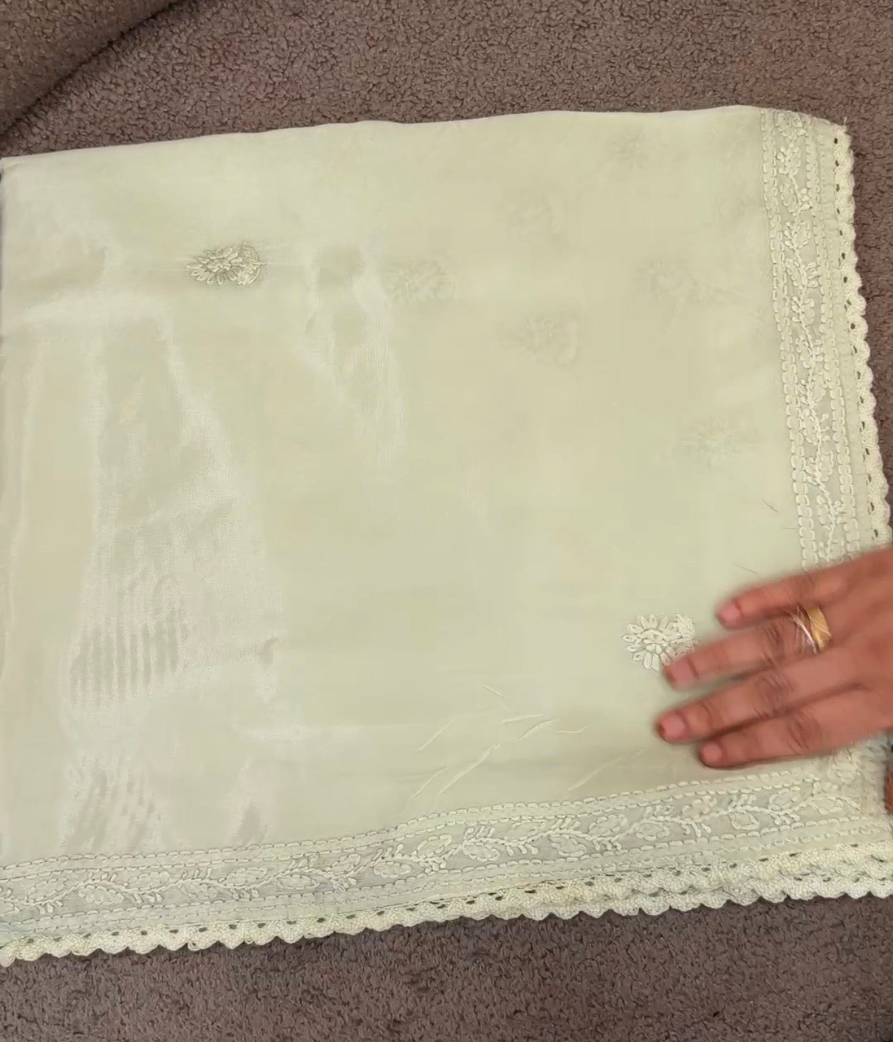 LUCKNOWI CHIKANKARI SAREES - IHA 33000