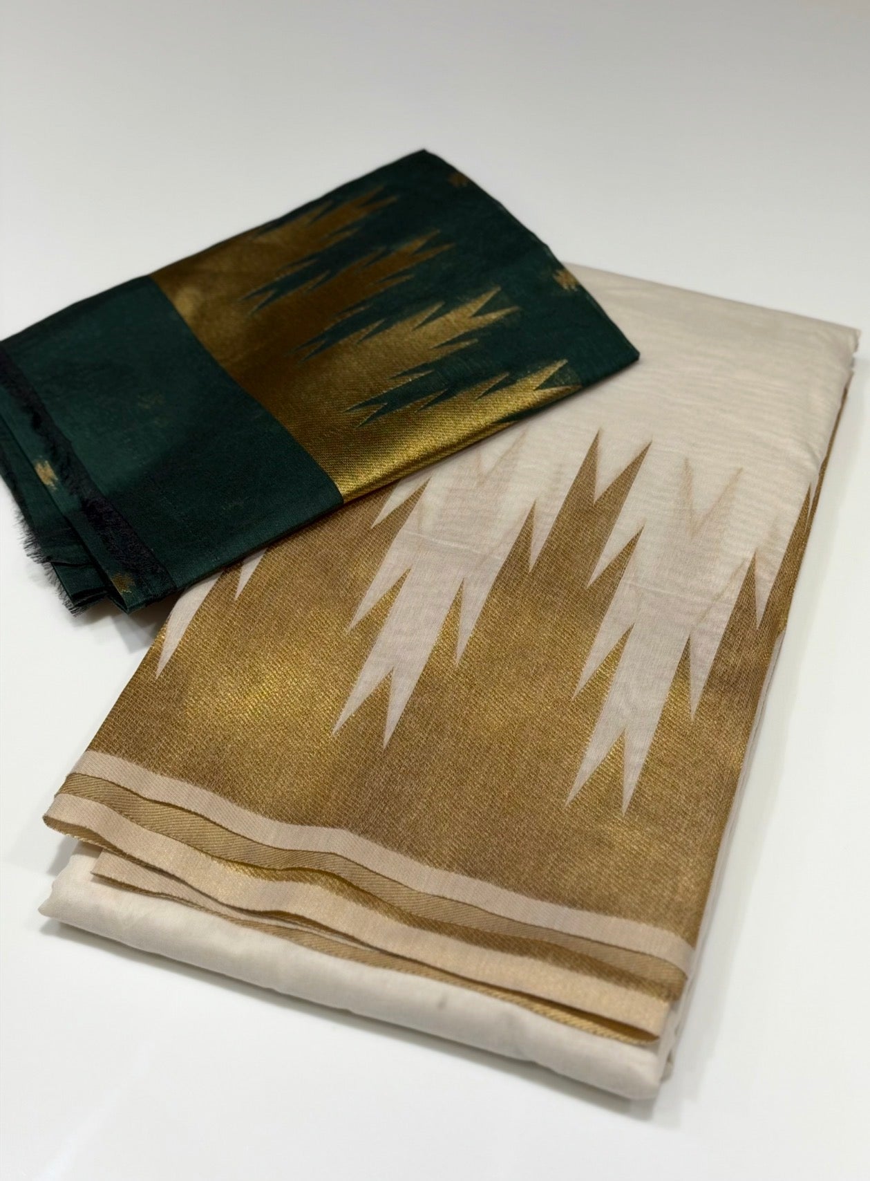 FORWARD ONAMSAREES - IHA 33977