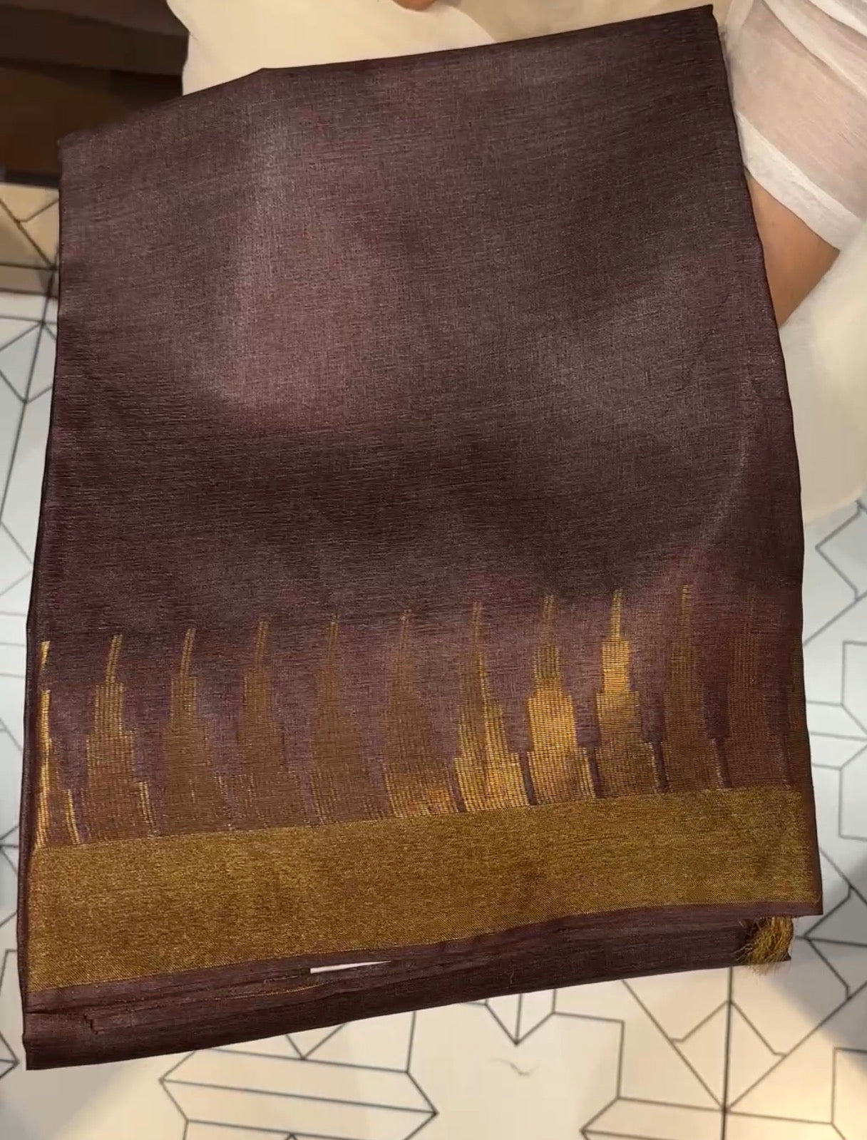 HANDLOOM TUSSUR SILK SAREES - IHA 31571