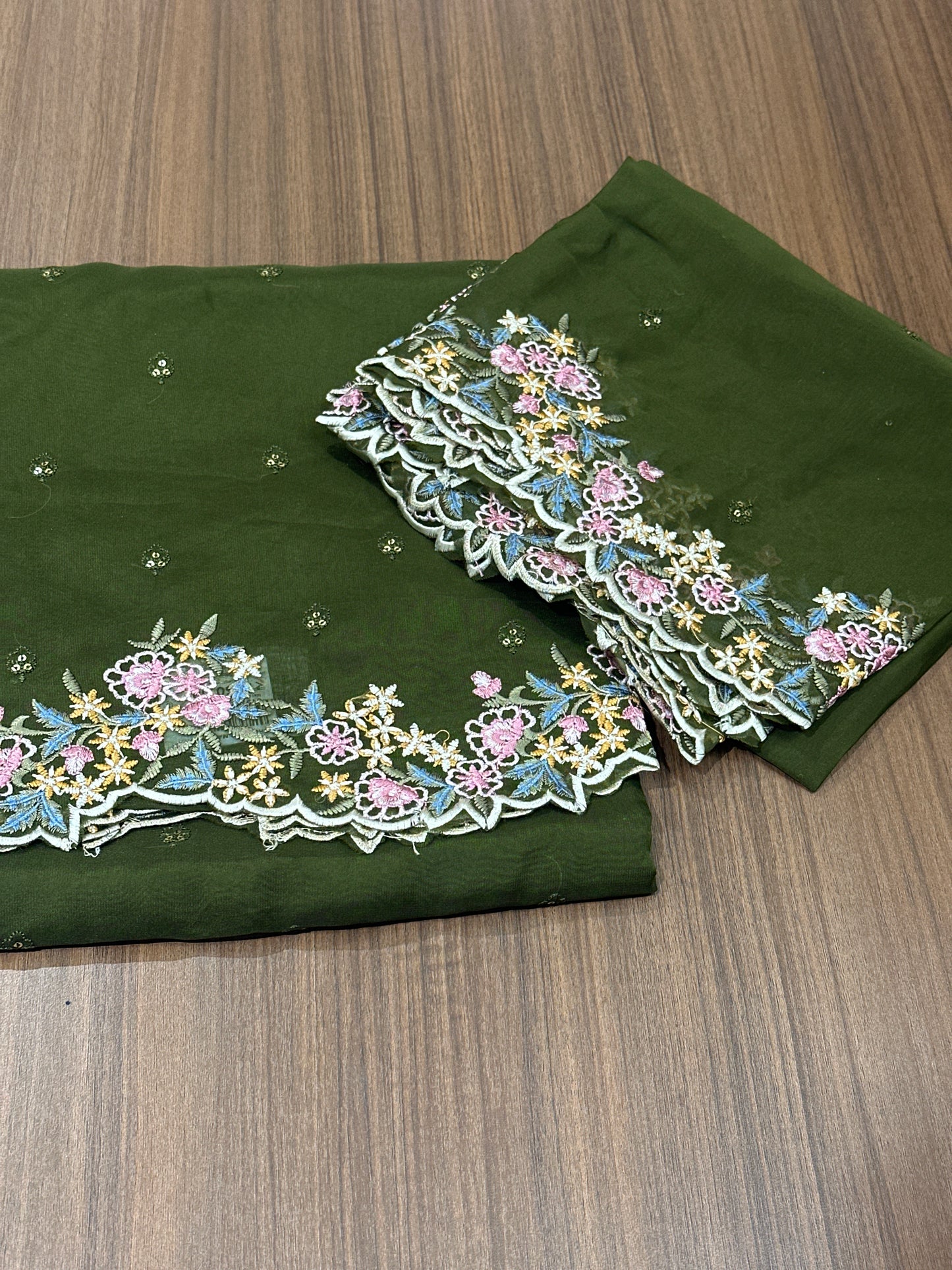 OFFER SALES UNSTITCHED SALWAR SUITS -  IHA 33862