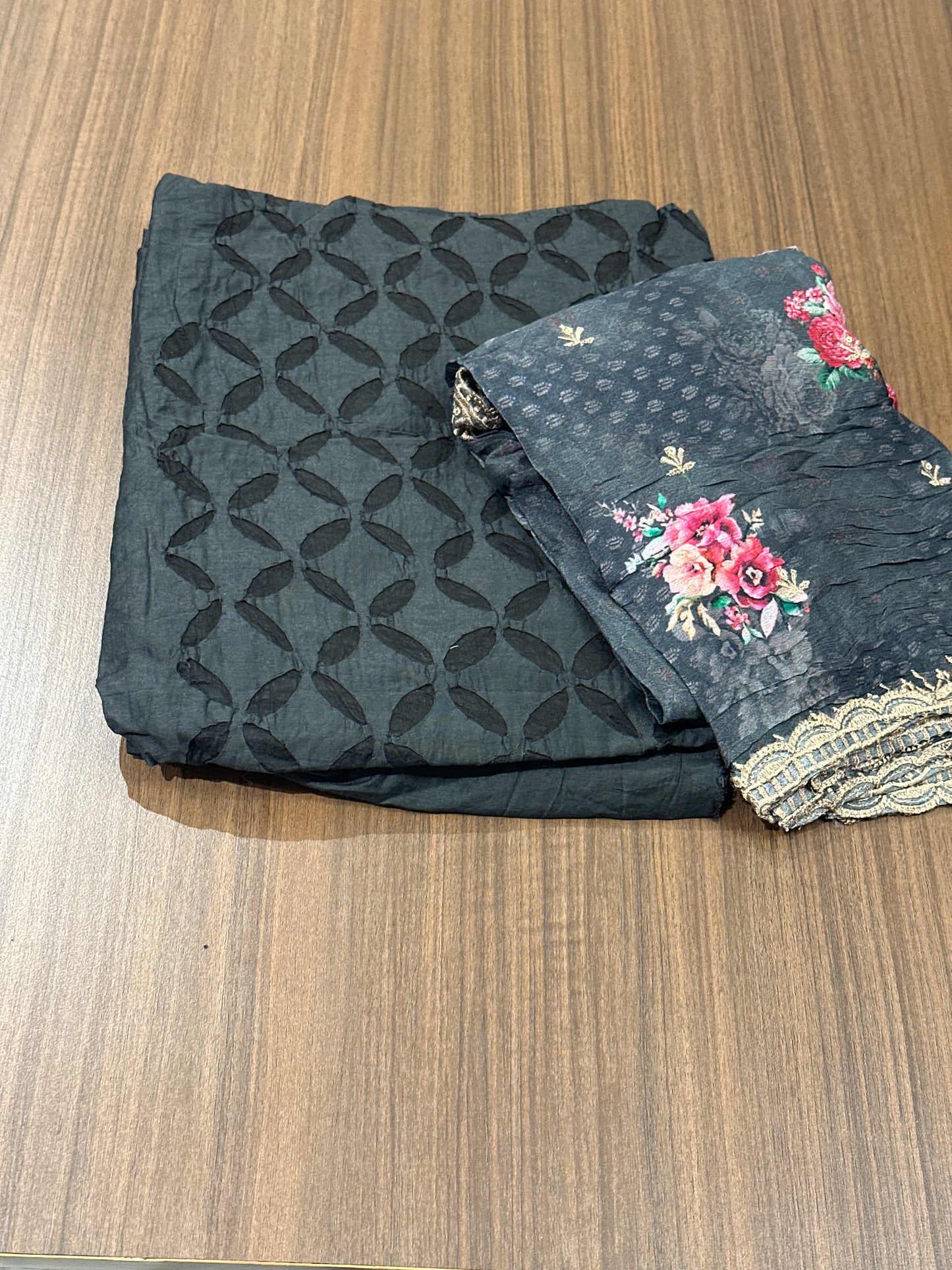OFFER SALES UNSTITCHED SALWAR SUITS -  IHA 33901