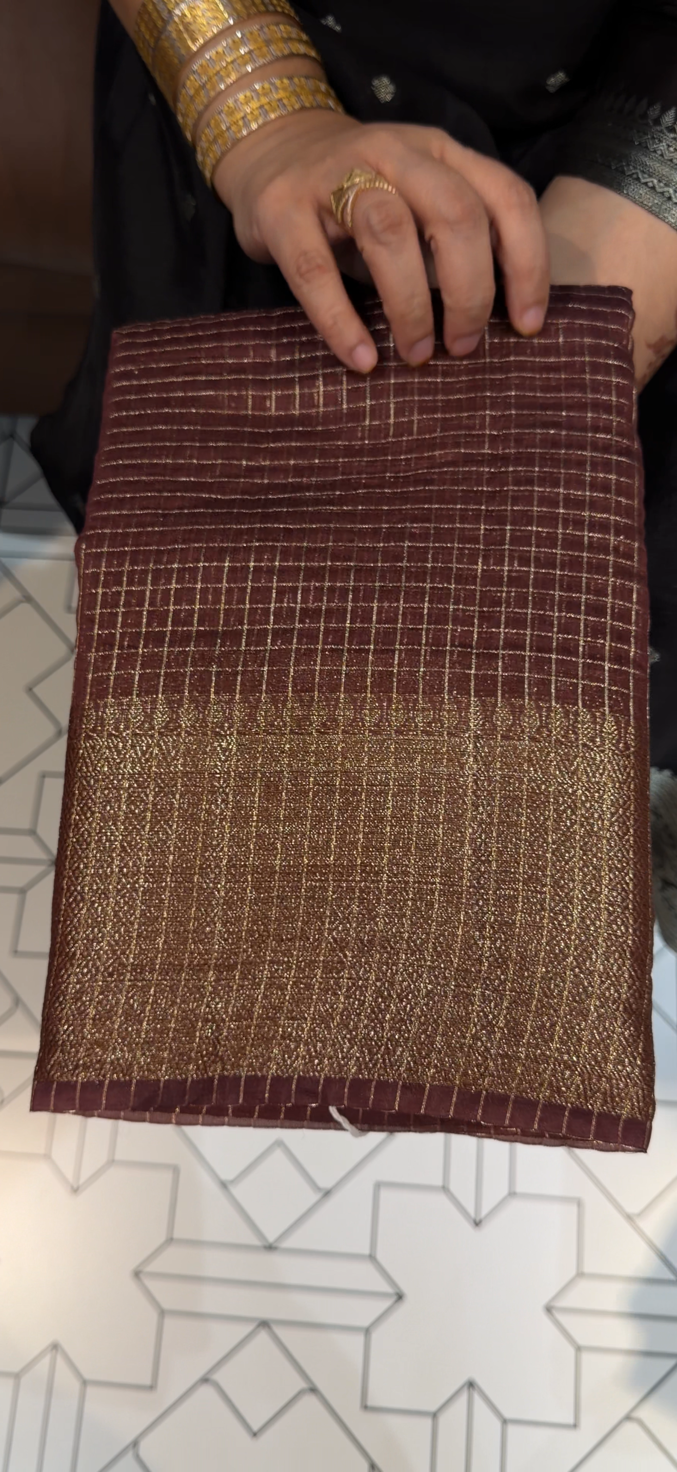 SEMI BANARASI SAREES- IHA 33102