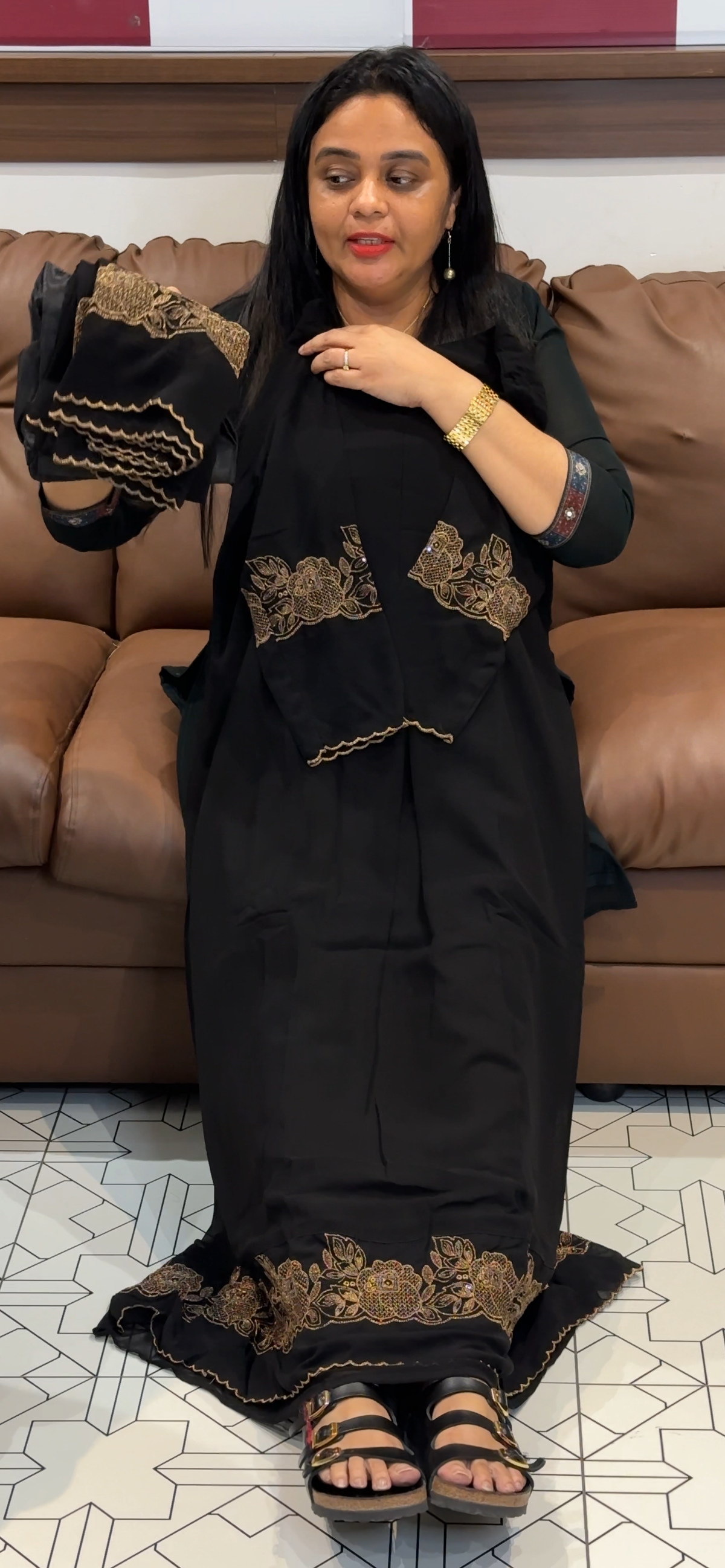 OFFER TOP, BOTTOM AND DUPATTA - IHA 35613