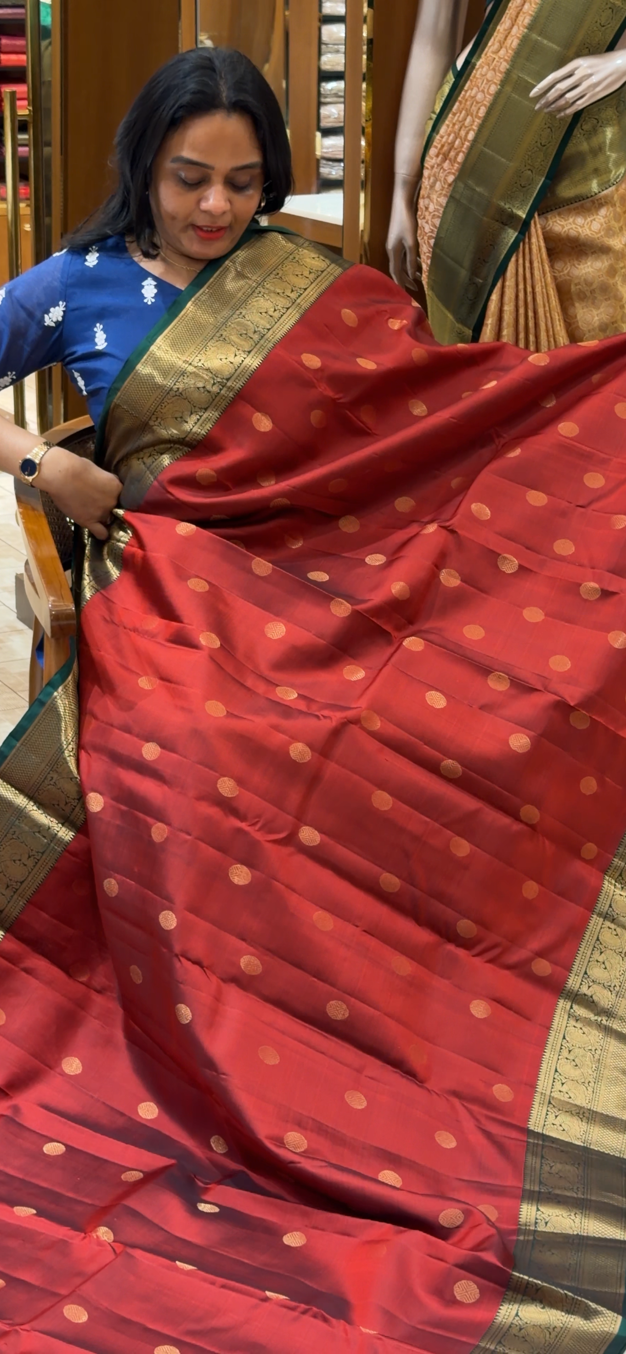 HANDLOOM KANCHIPURAM  SAREES - IHA 33550