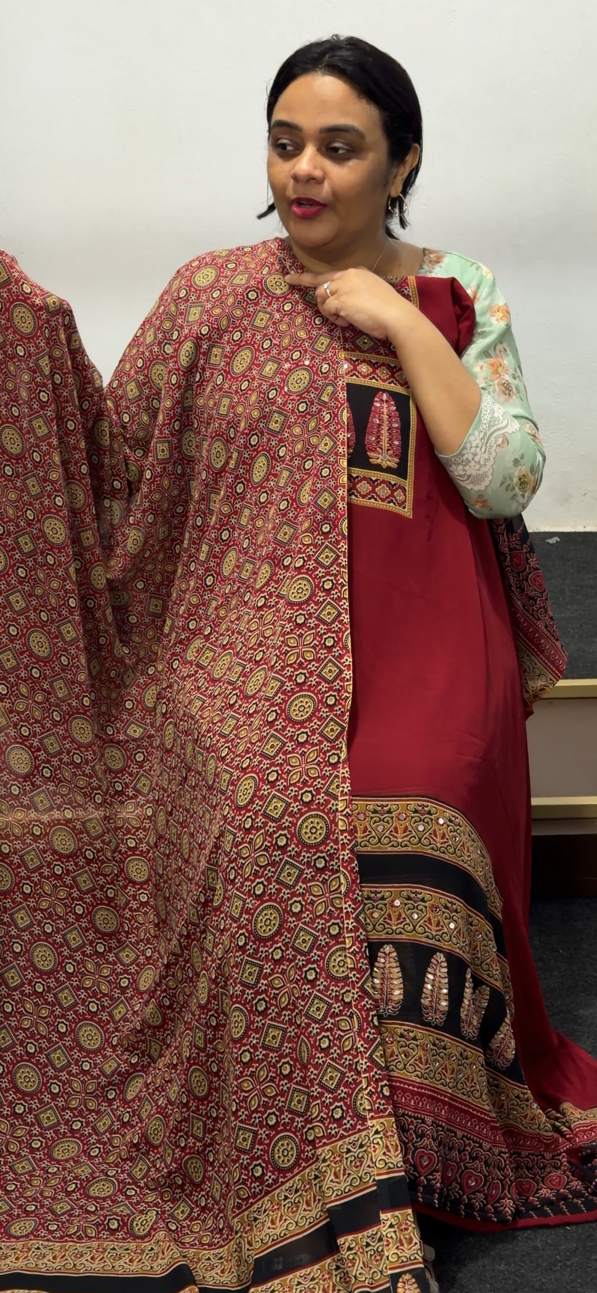 GEORGETTE UNETITCHED SALWAR SUITS - IHA 36067
