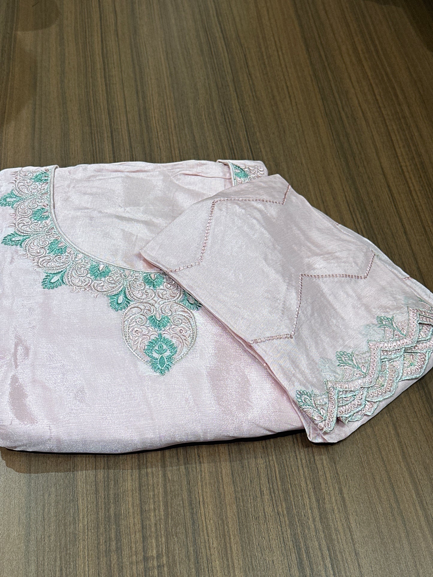 OFFER SALES UNSTITCHED SALWAR SUITS -  IHA 34051
