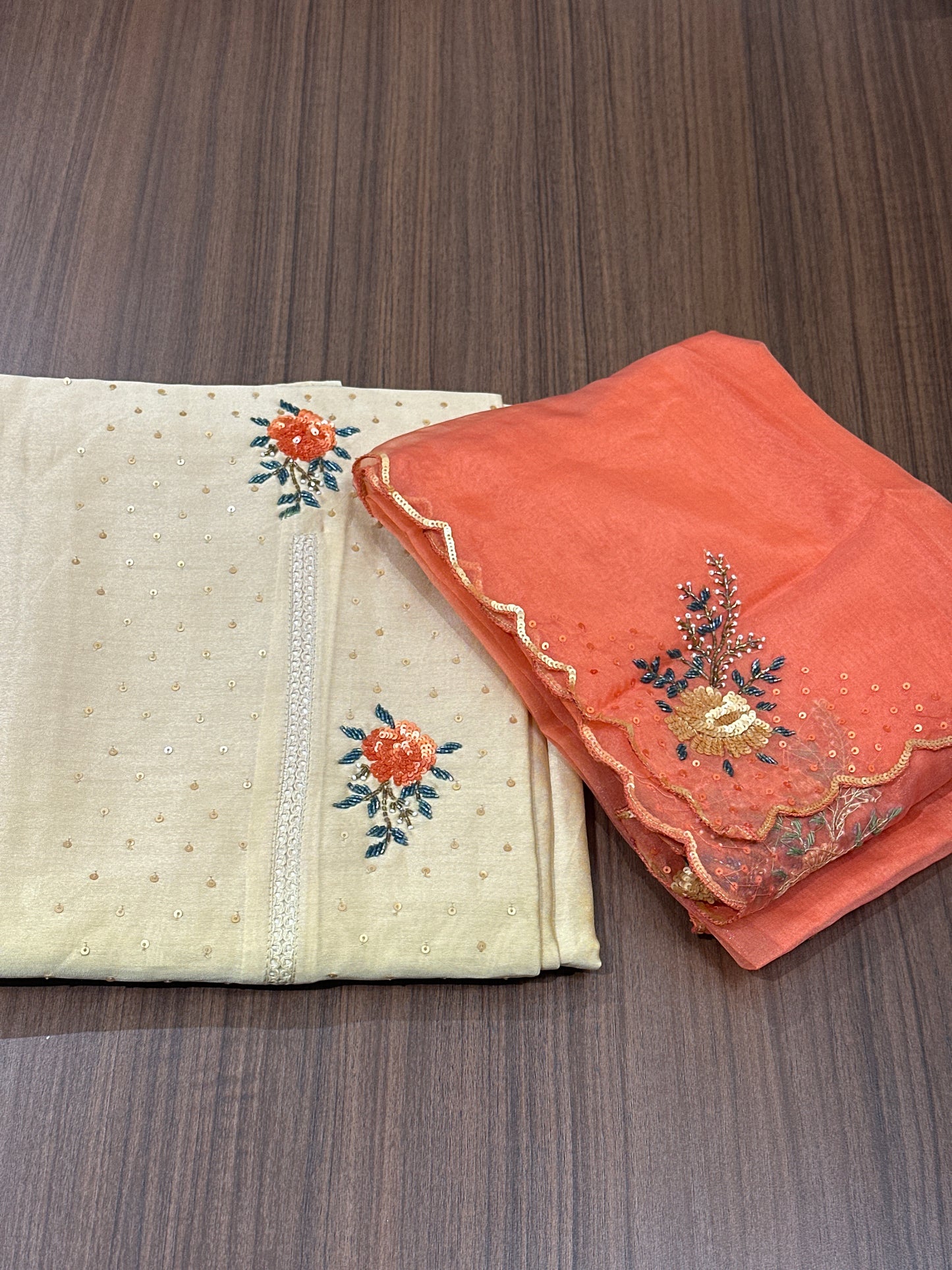 OFFER SALES UNSTITCHED SALWAR SUITS -  IHA 33781