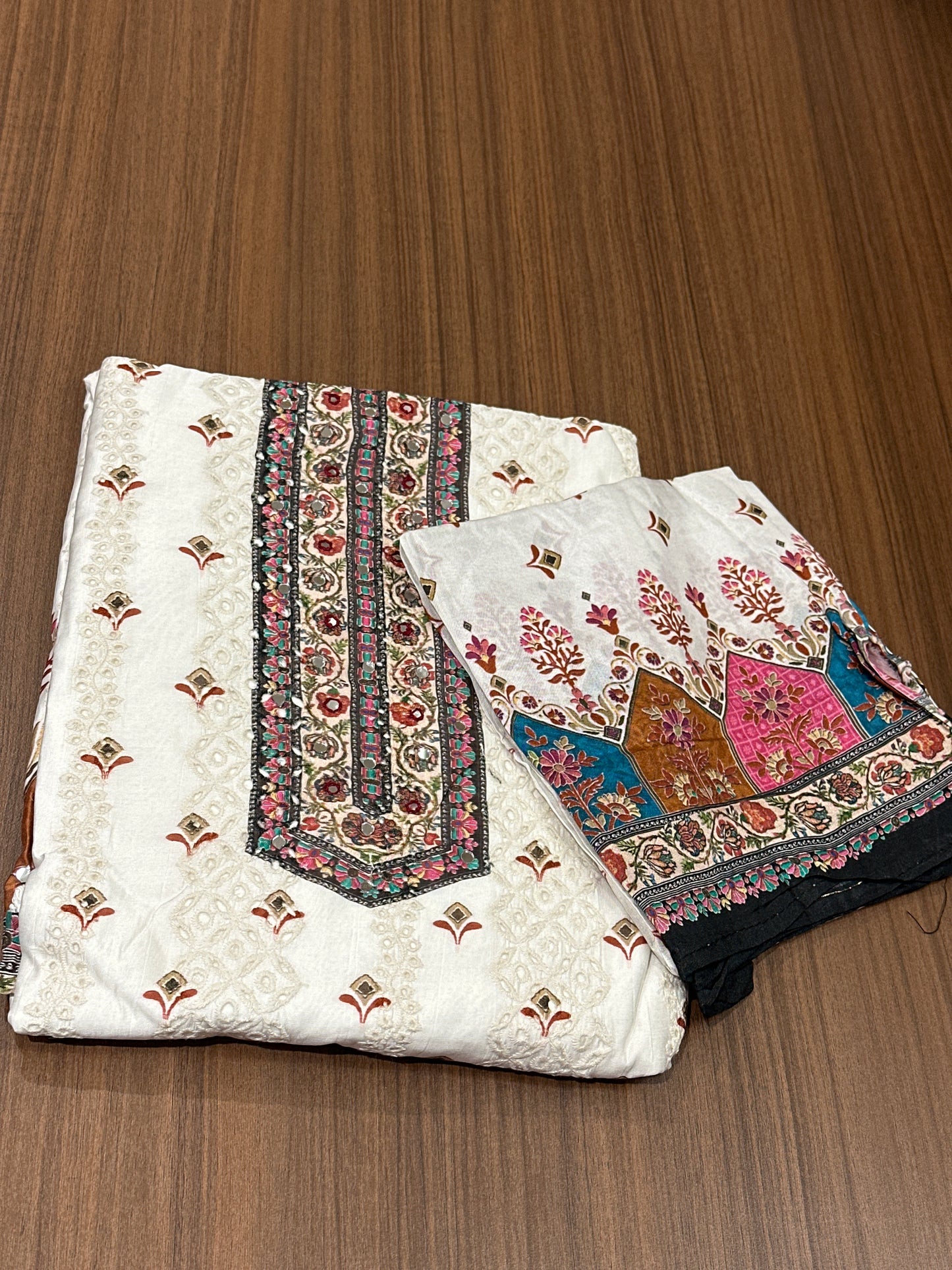 OFFER SALES UNSTITCHED SALWAR SUITS -  IHA 33721