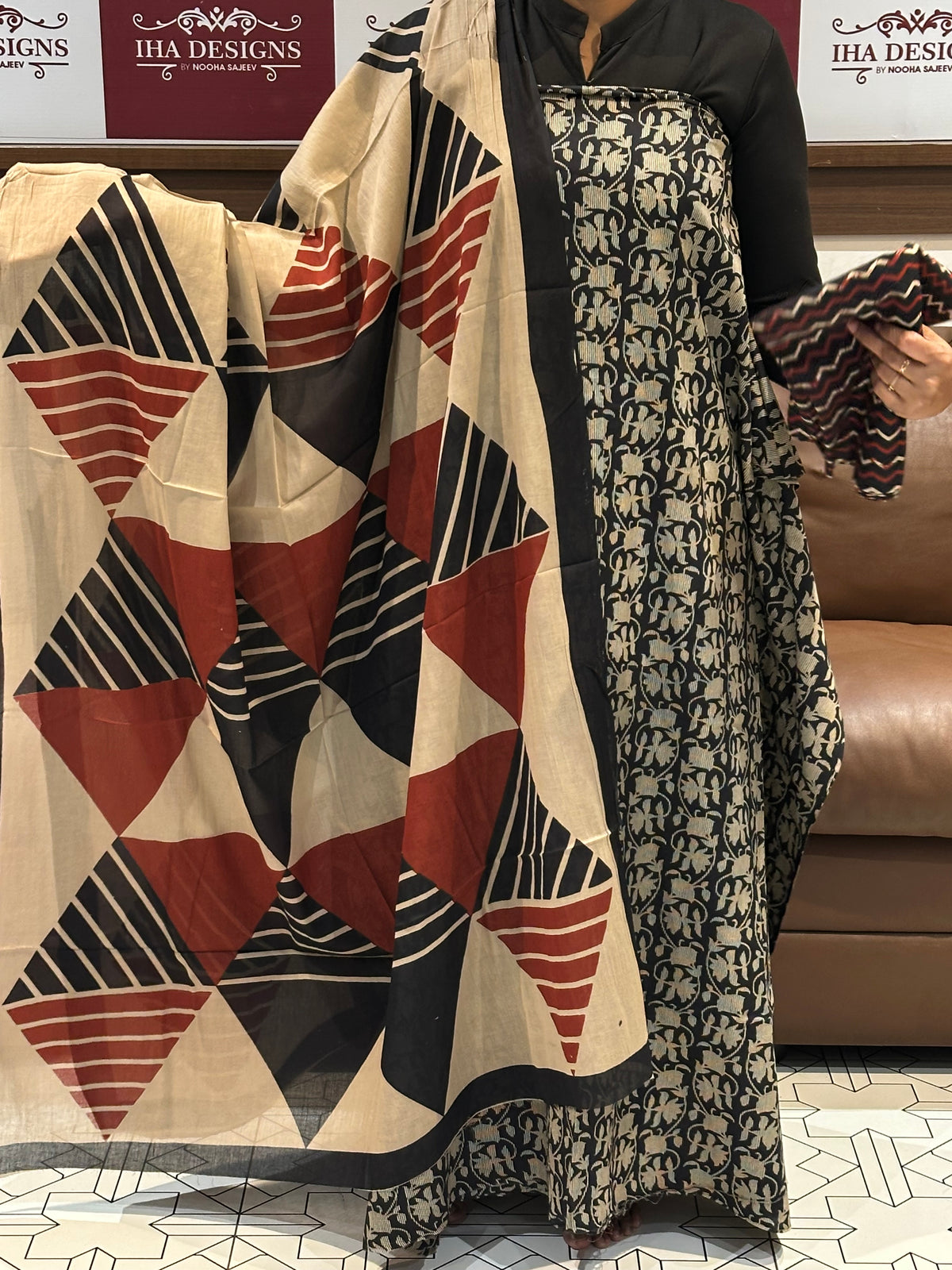 OFFER SALES UNSTITCHED SALWAR SUITS - IHA 35812