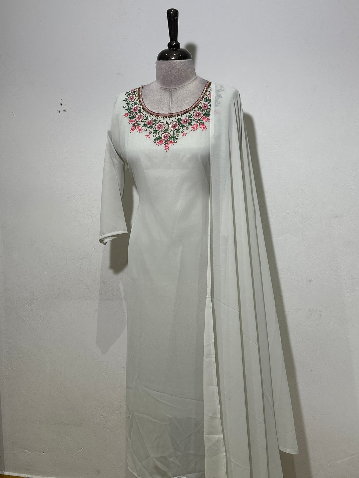 OFFER SALES TOP AND  BOTTOM  -  IHA 35694